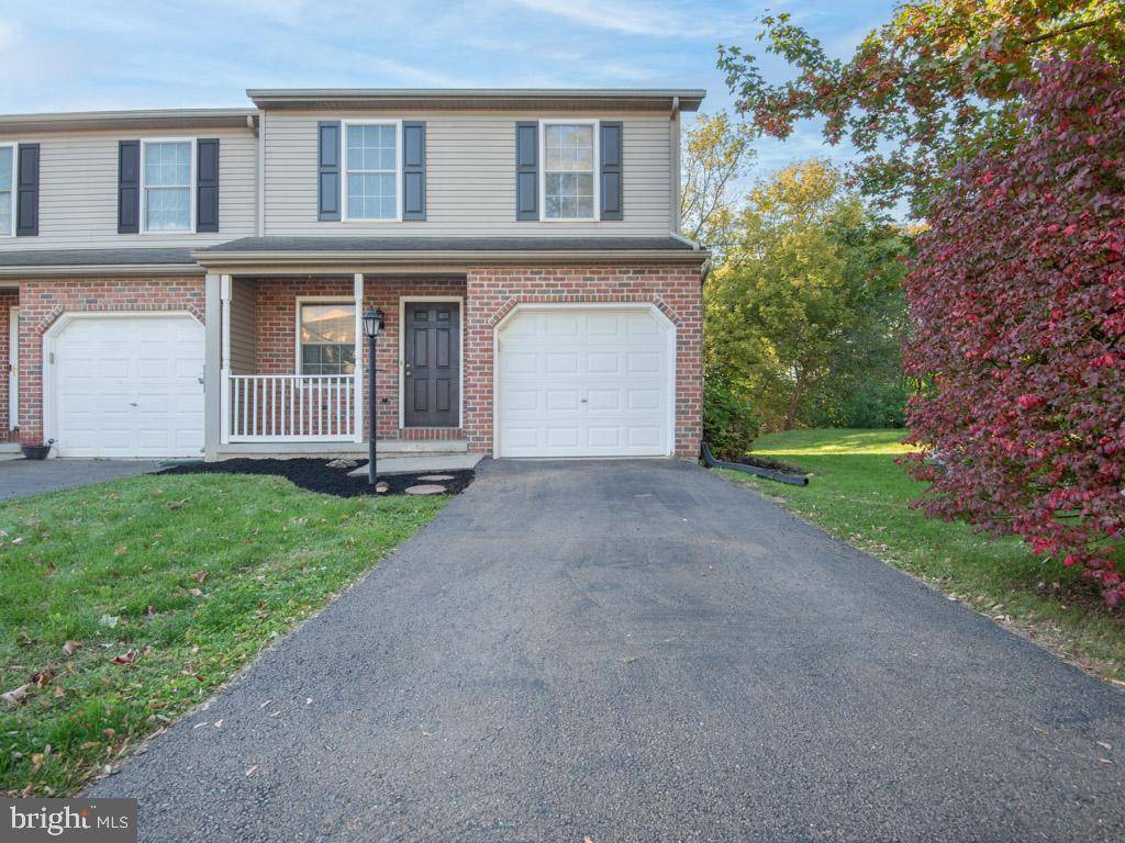 Quarryville, PA 17566,263 MEADOW LN