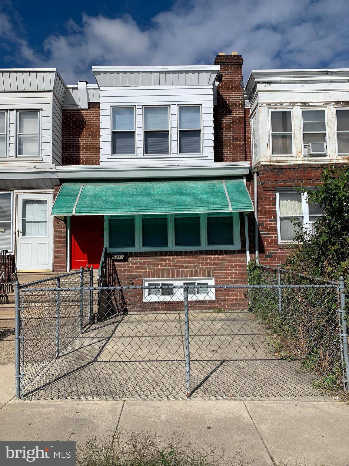 Philadelphia, PA 19142,6917 DICKS AVE