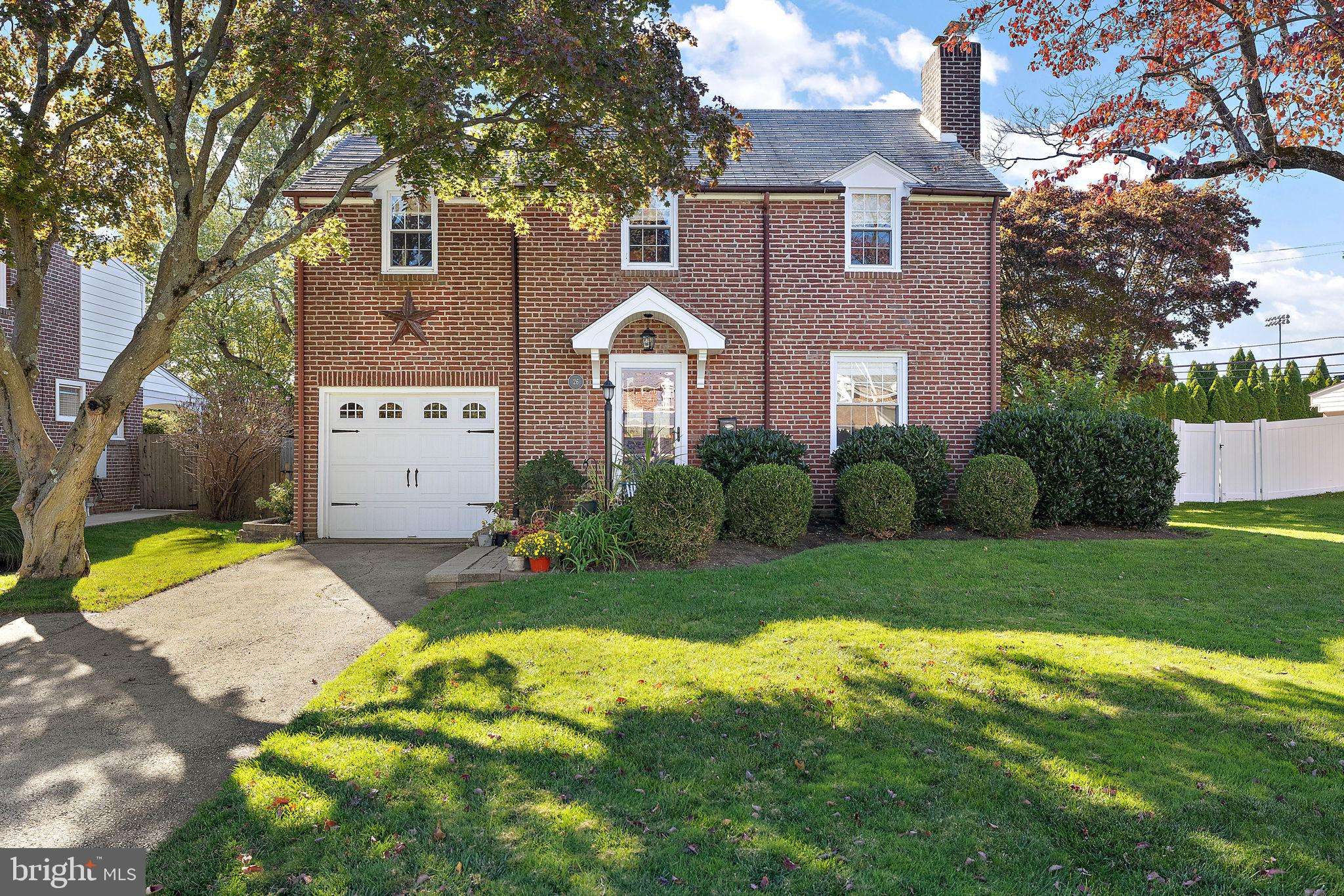 Newtown Square, PA 19073,26 PICKWICK LN