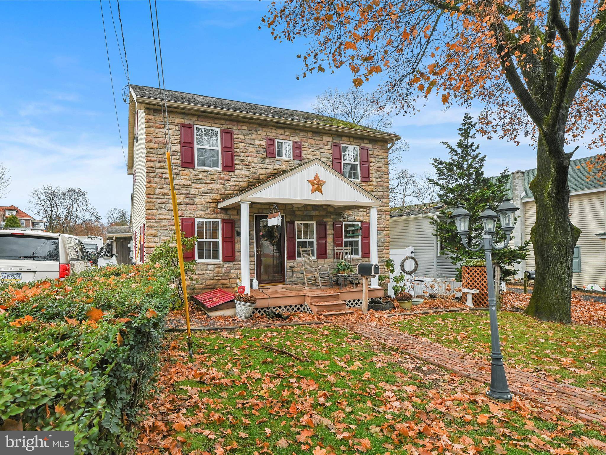 Pine Grove, PA 17963,21 E WOOD ST