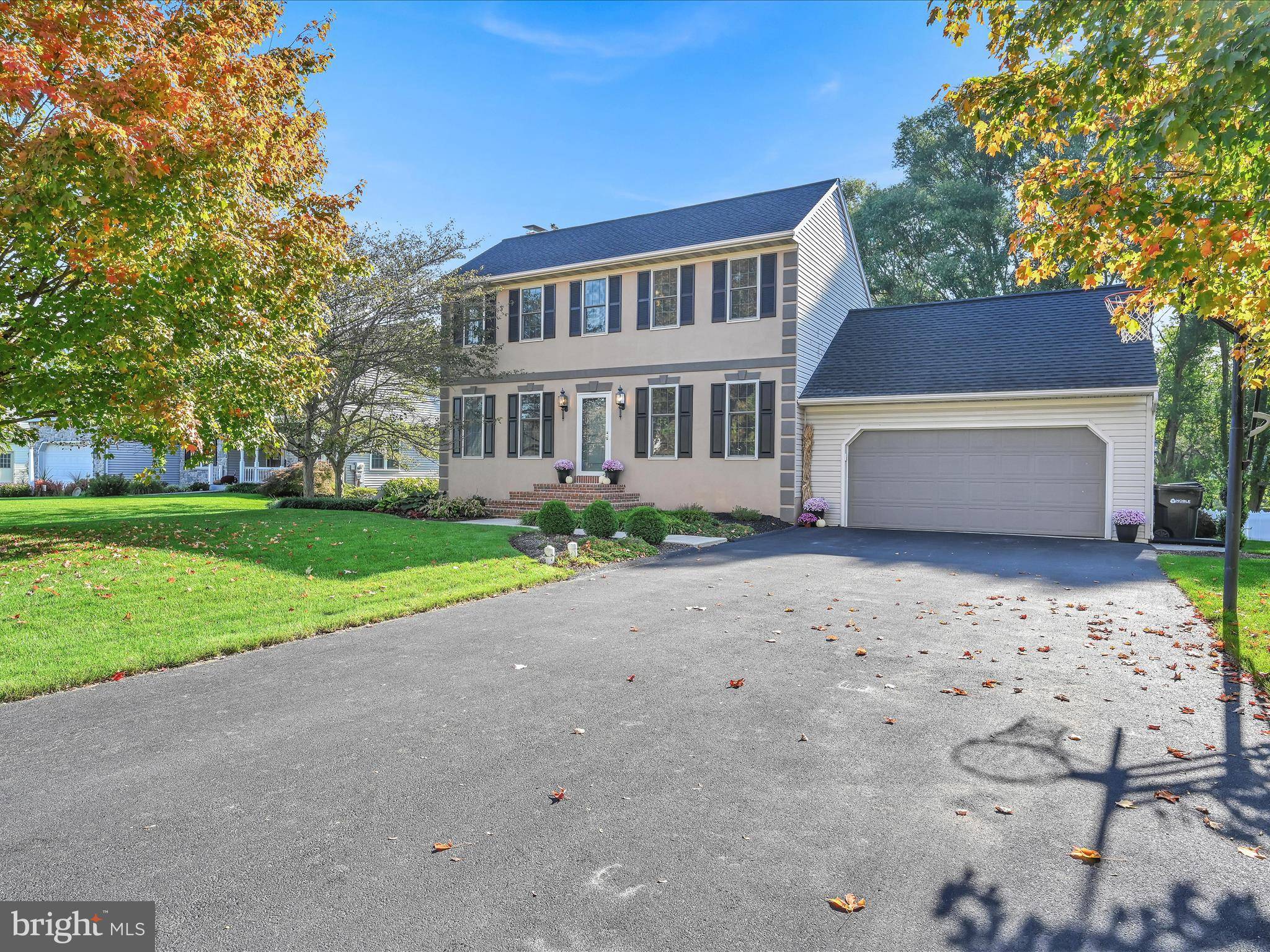 New Holland, PA 17557,104 WINDSOCK WAY