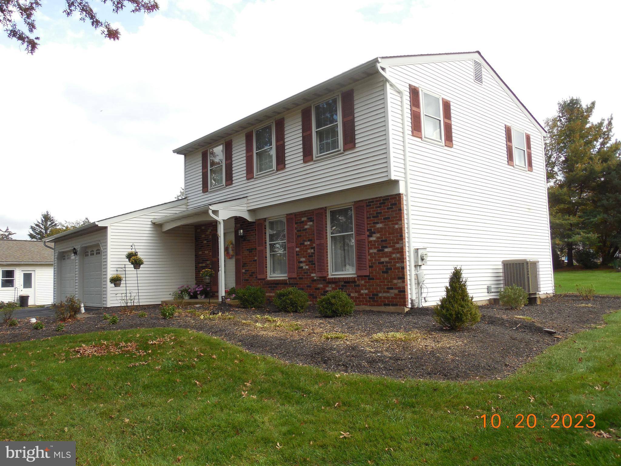 Perkasie, PA 18944,414 BROOKSIDE DR