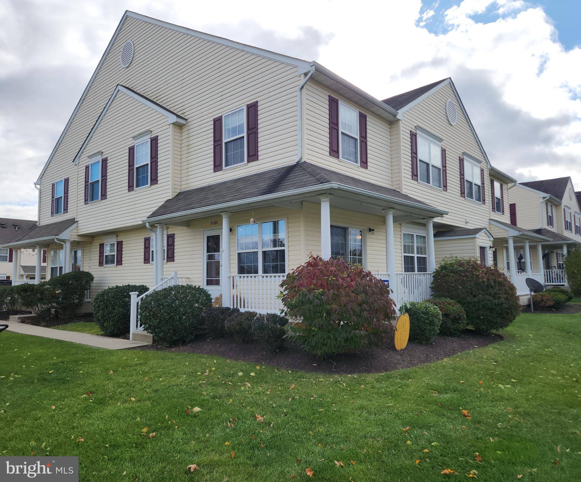 Quakertown, PA 18951,223 PRAIRIE CT