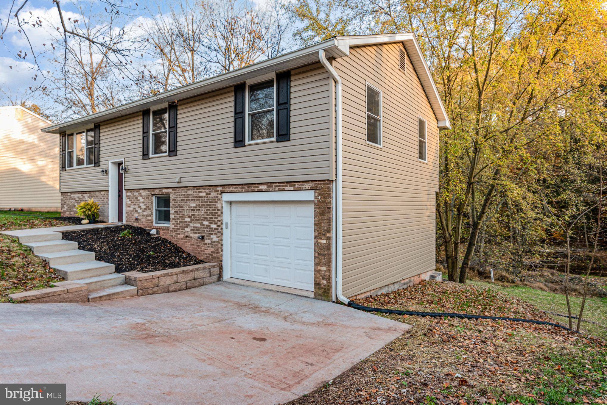 Etters, PA 17319,20 BALD CYPRESS CIR