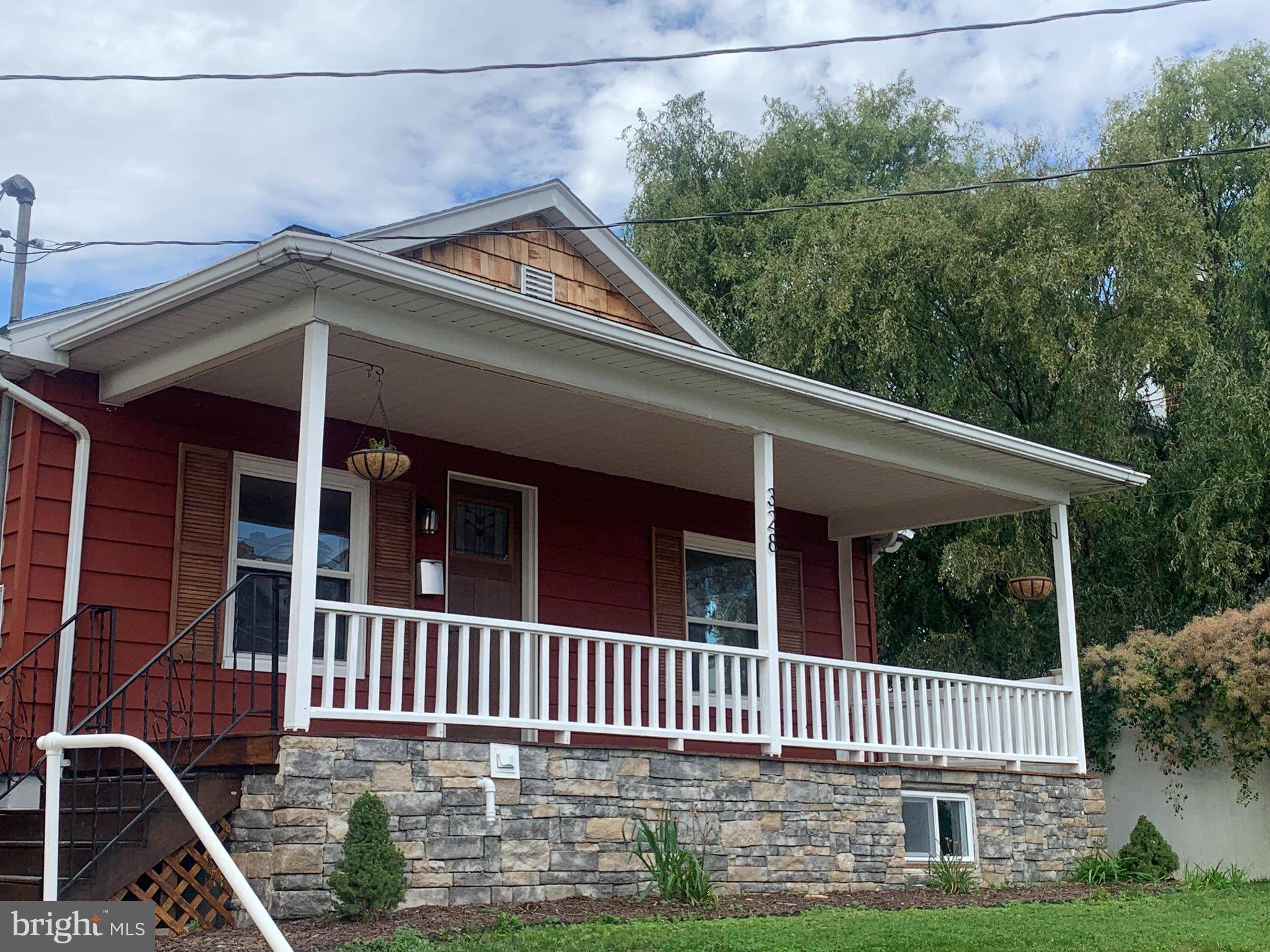 Lehighton, PA 18235,328 N 5TH ST