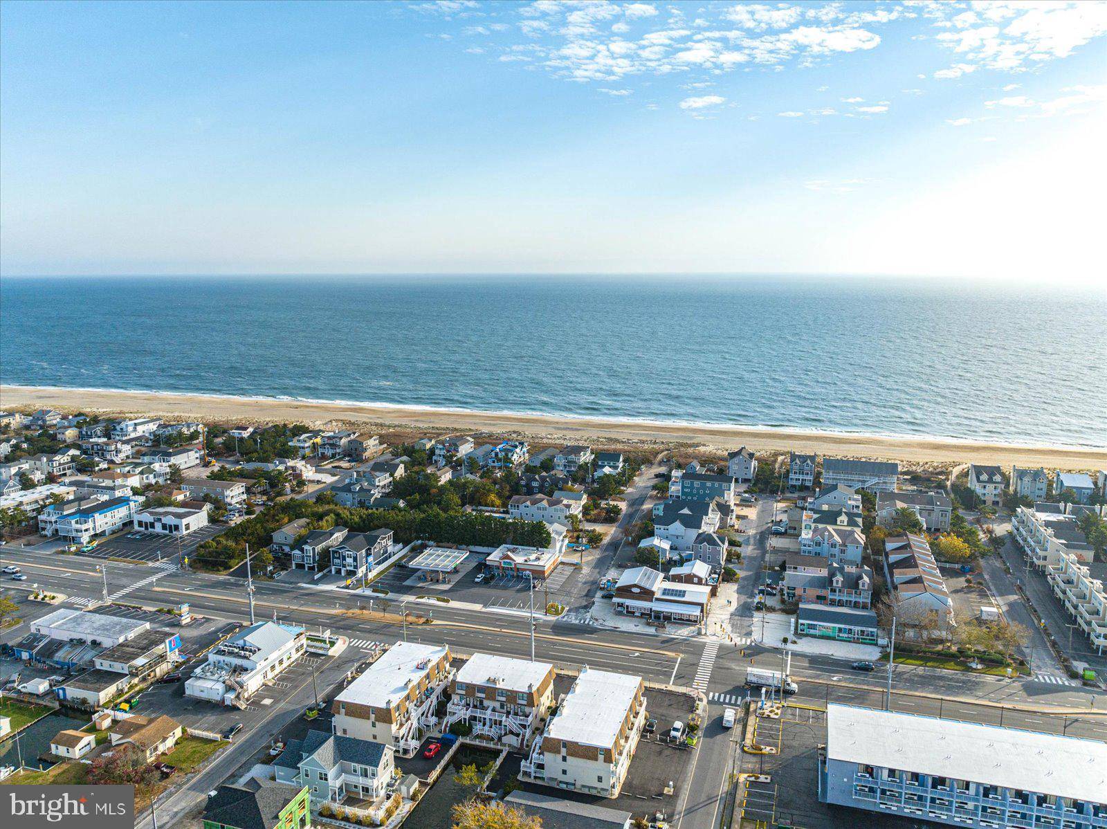 Fenwick Island, DE 19944,606 COASTAL HWY #20