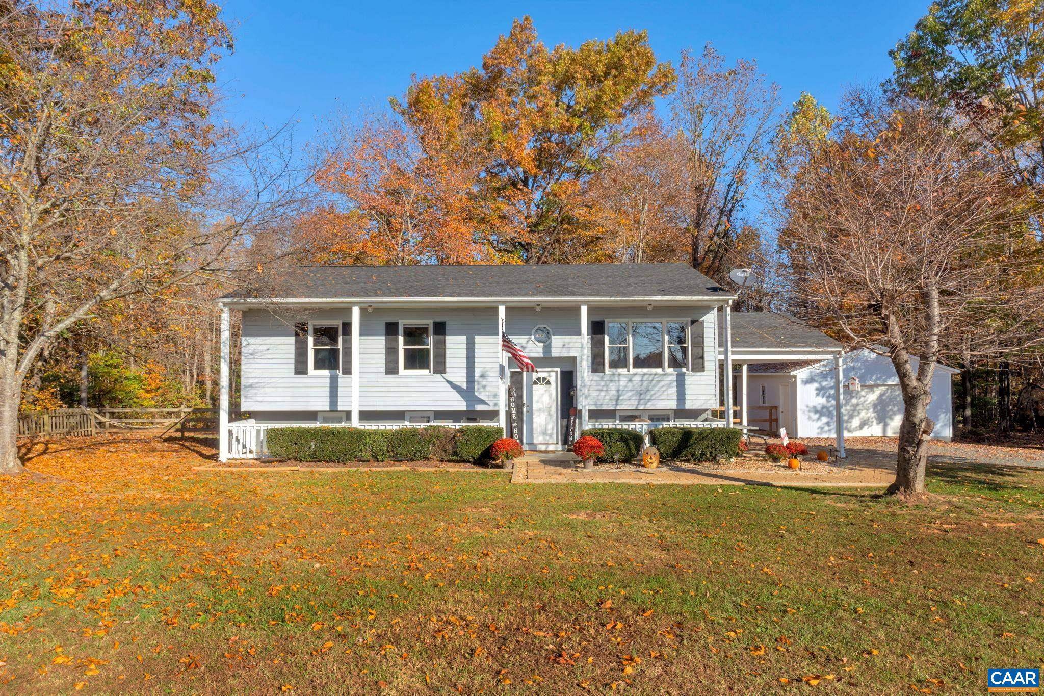 Palmyra, VA 22963,1203 LONG ACRE RD