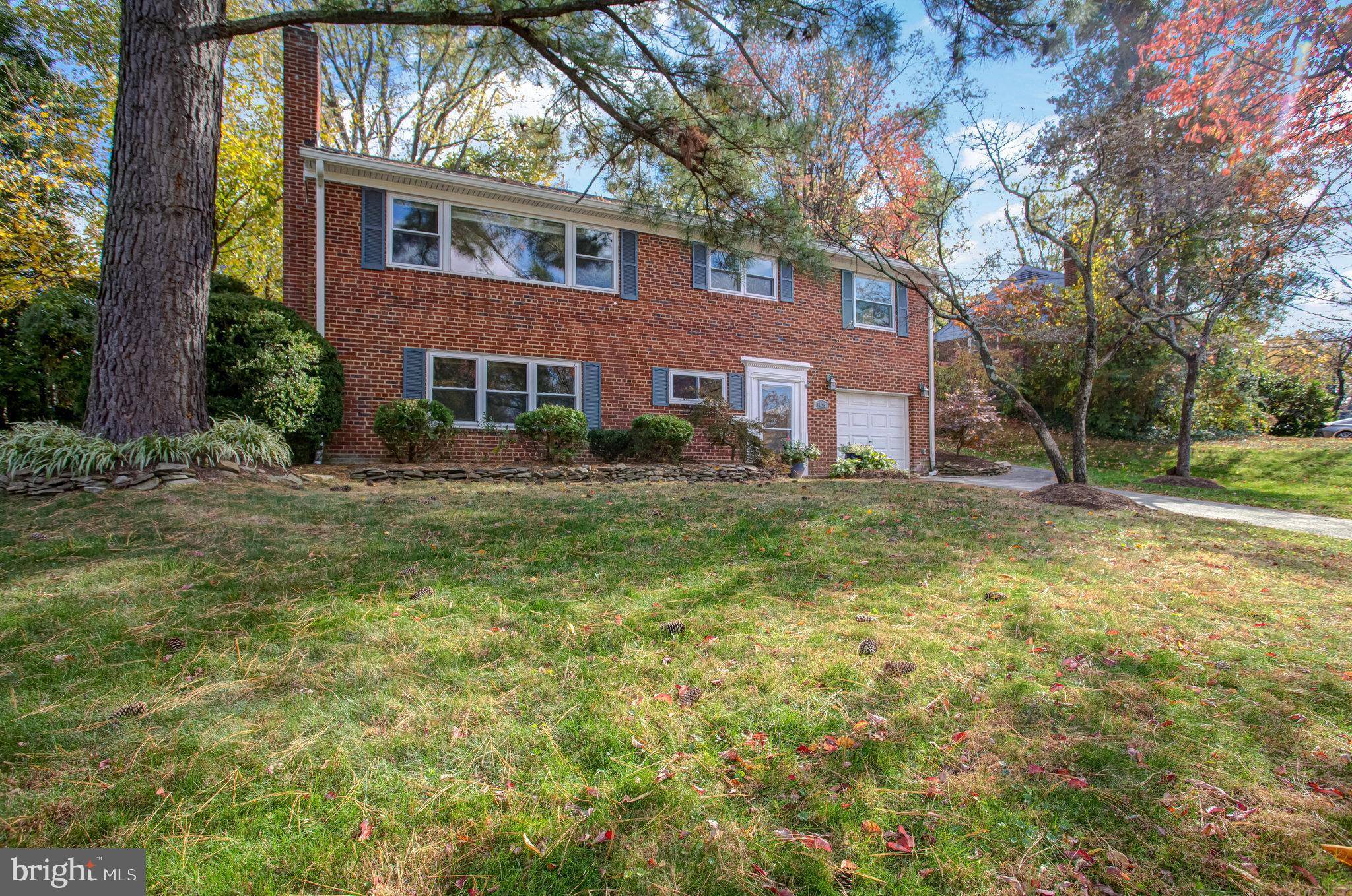 Annandale, VA 22003,7025 BRADLEY CIR