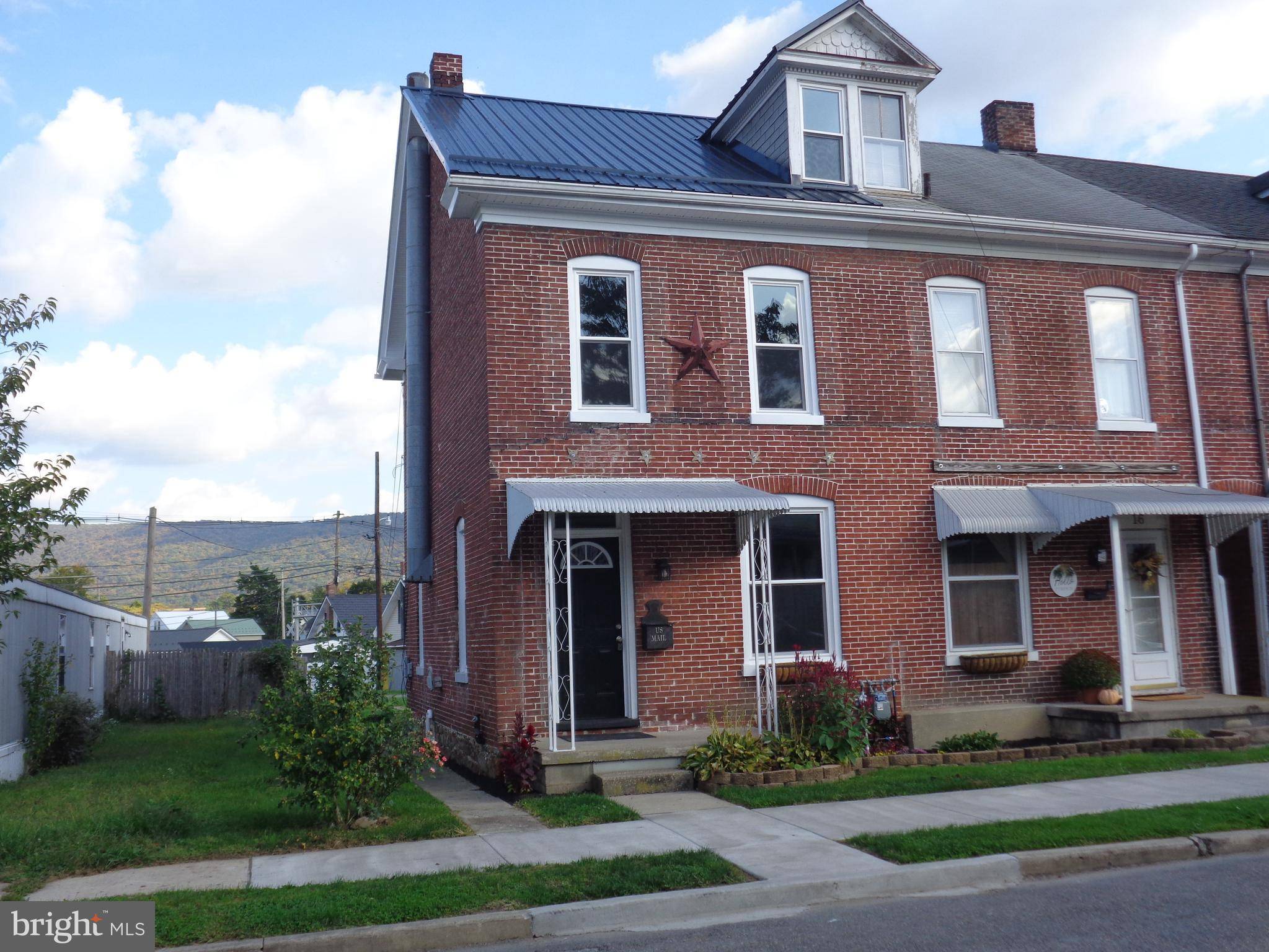 Lewistown, PA 17044,18 PANNEBAKER AVE.