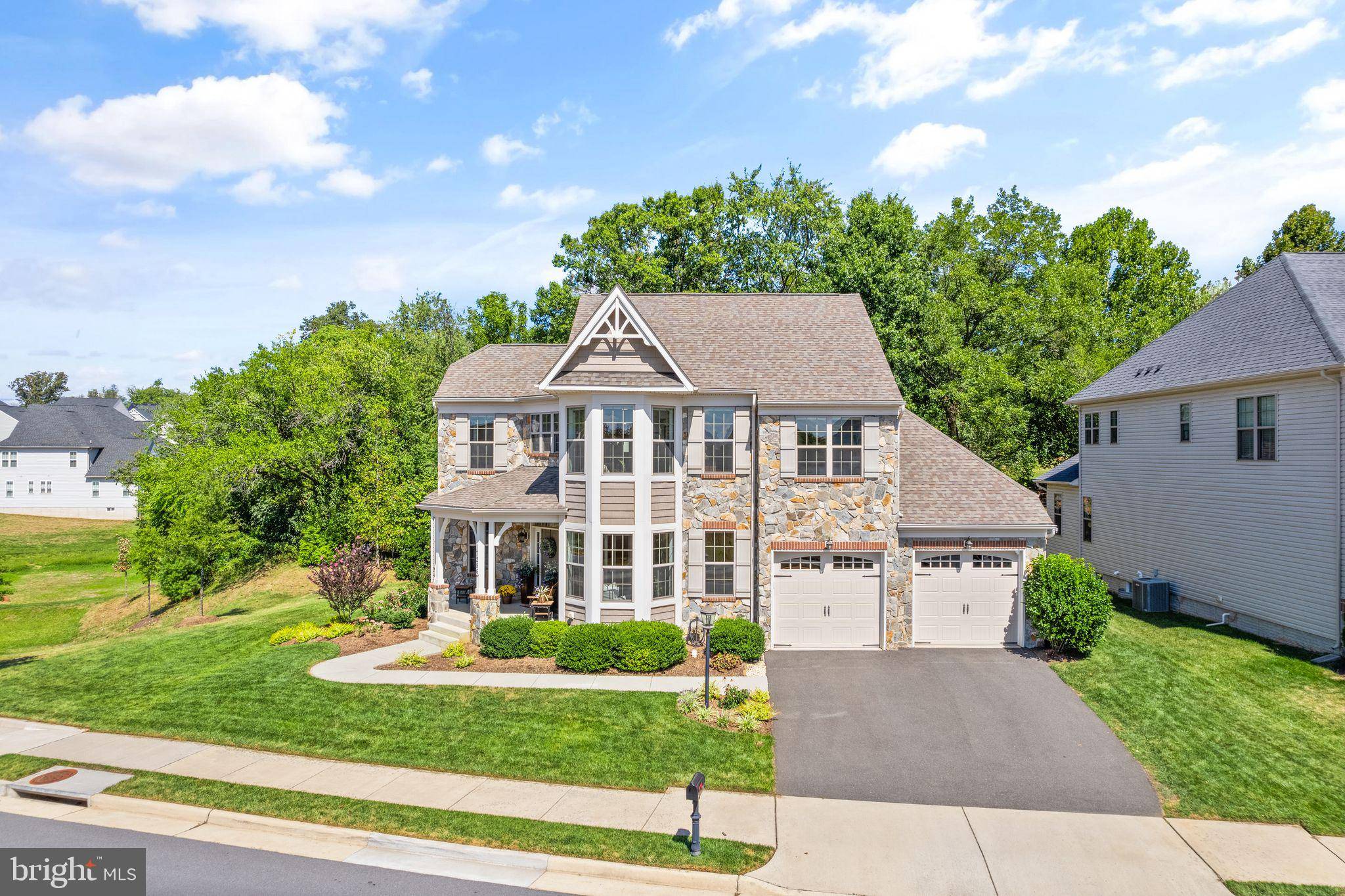 Round Hill, VA 20141,17256 CREEKSIDE GREEN PL