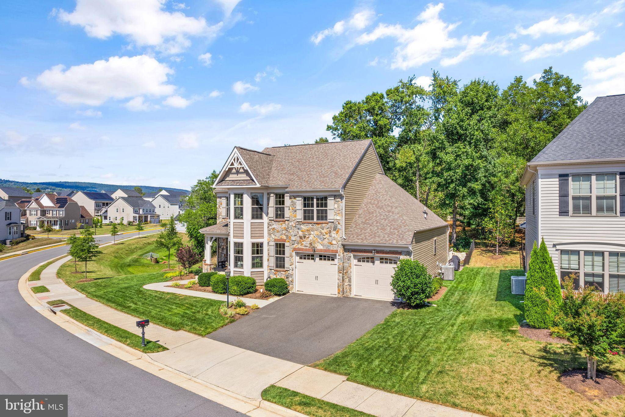 Round Hill, VA 20141,17256 CREEKSIDE GREEN PL