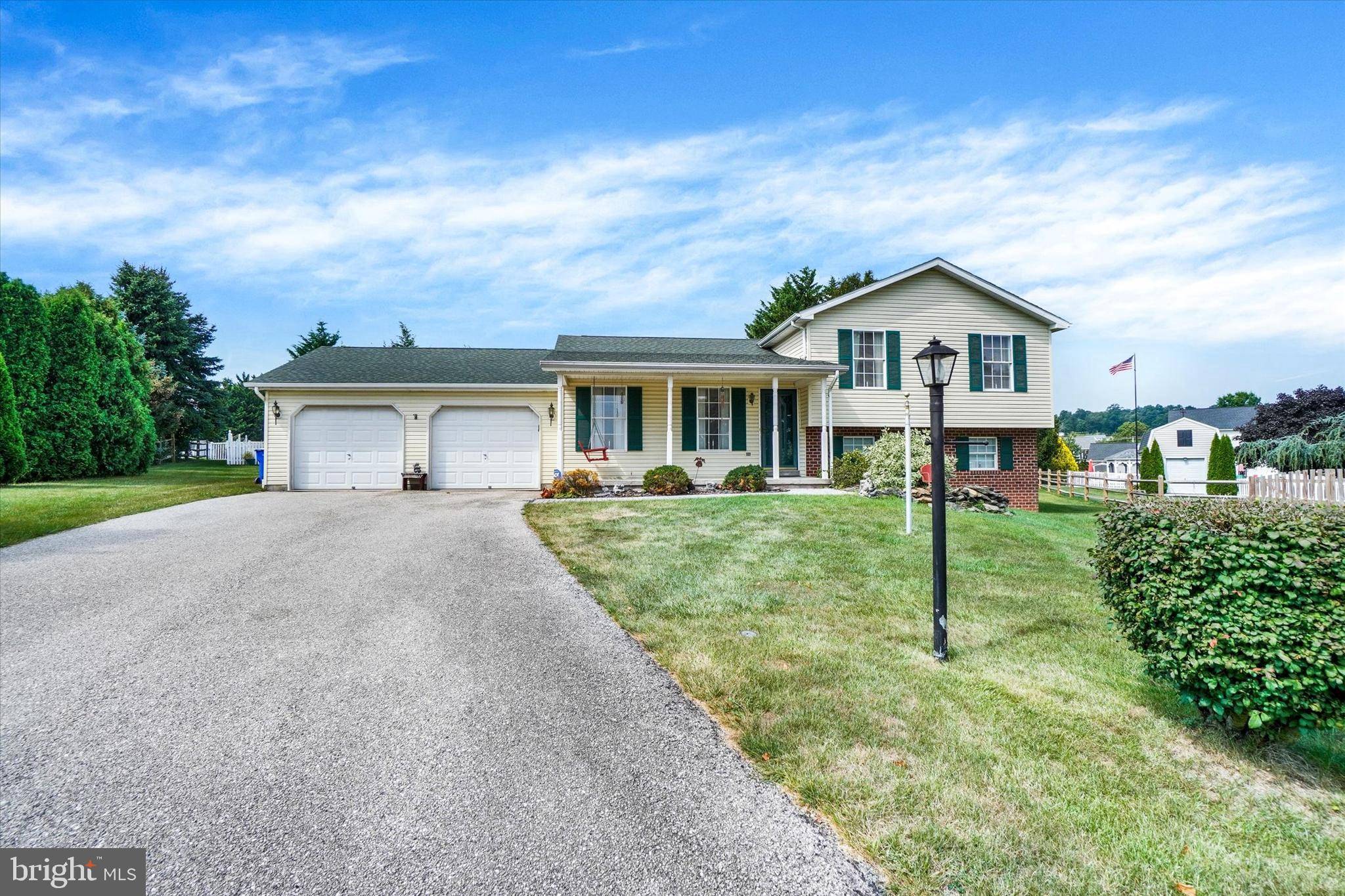 Stewartstown, PA 17363,111 STOKER CT