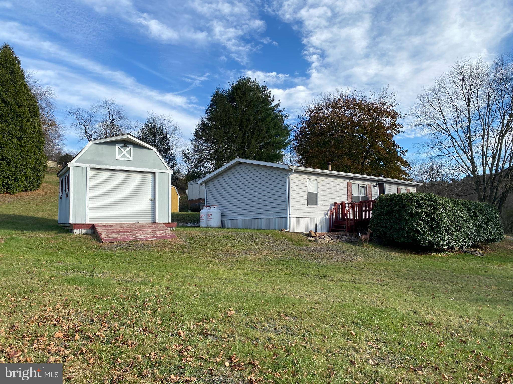 Lehighton, PA 18235,29 CHEROKEE LN