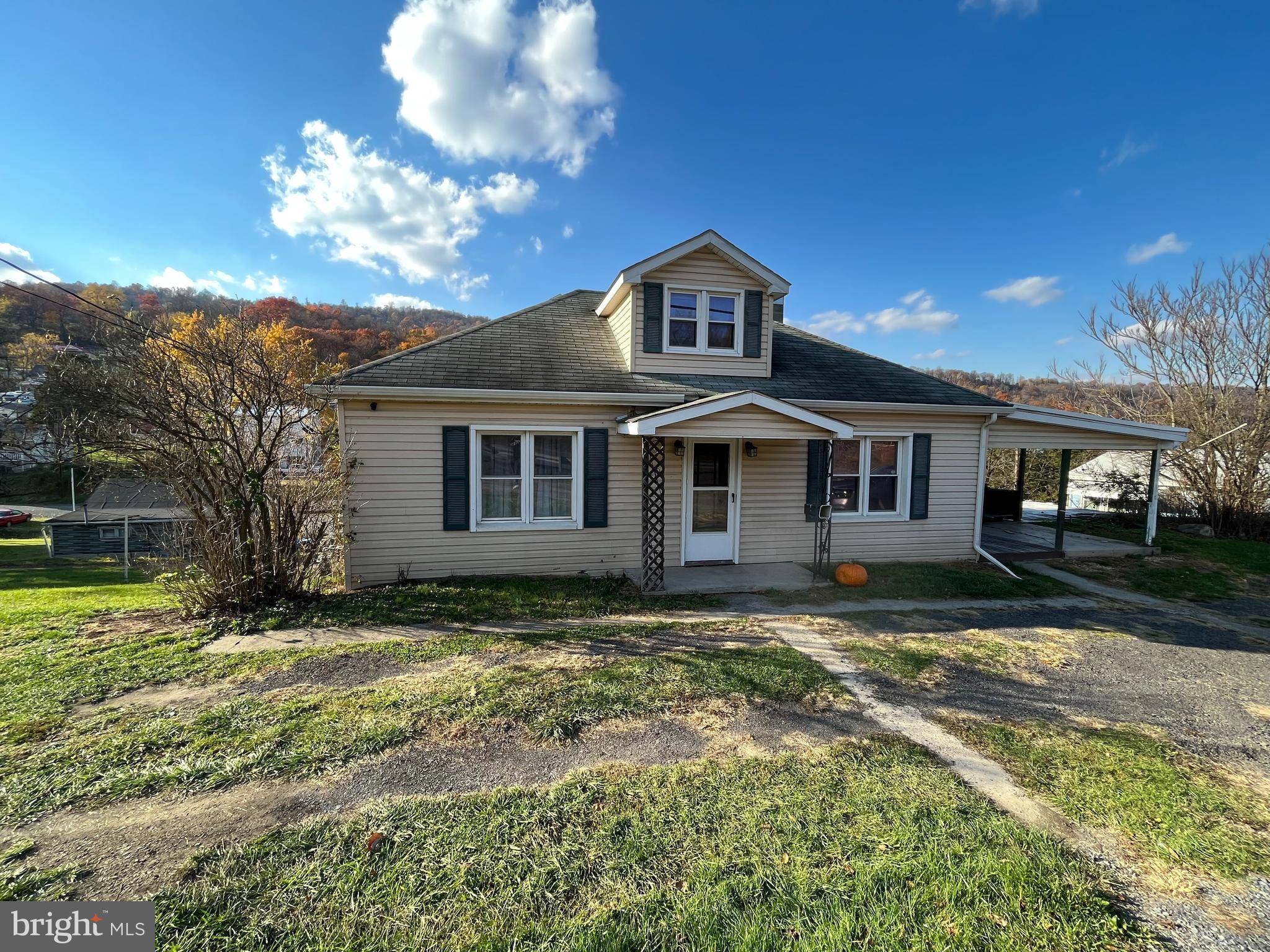 Wiley Ford, WV 26767,266 STATELY ST