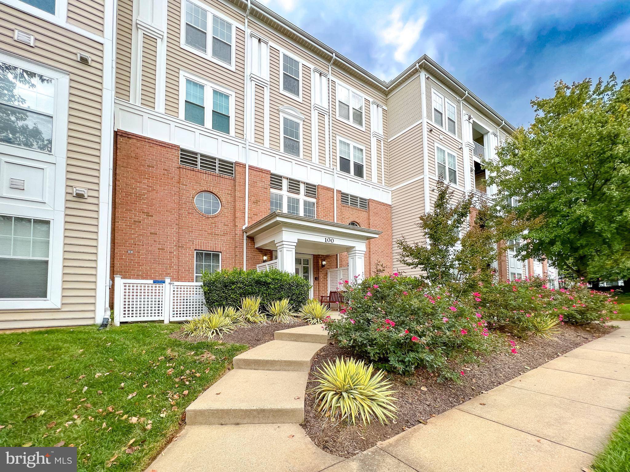 Rockville, MD 20850,100 WATKINS POND BLVD #2-203