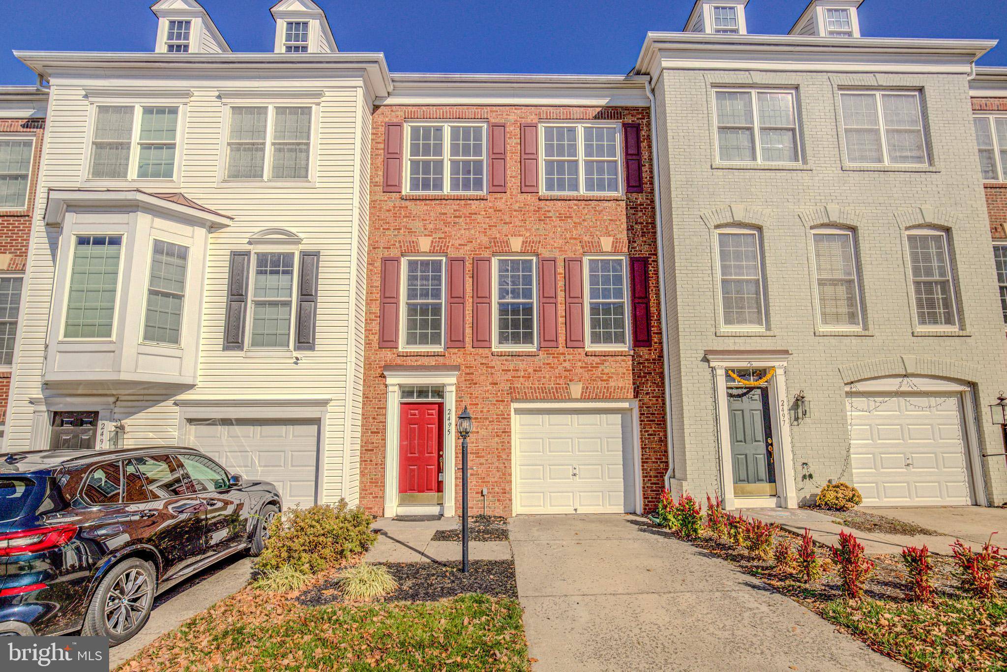 Herndon, VA 20171,2495 TERRA COTTA CIR