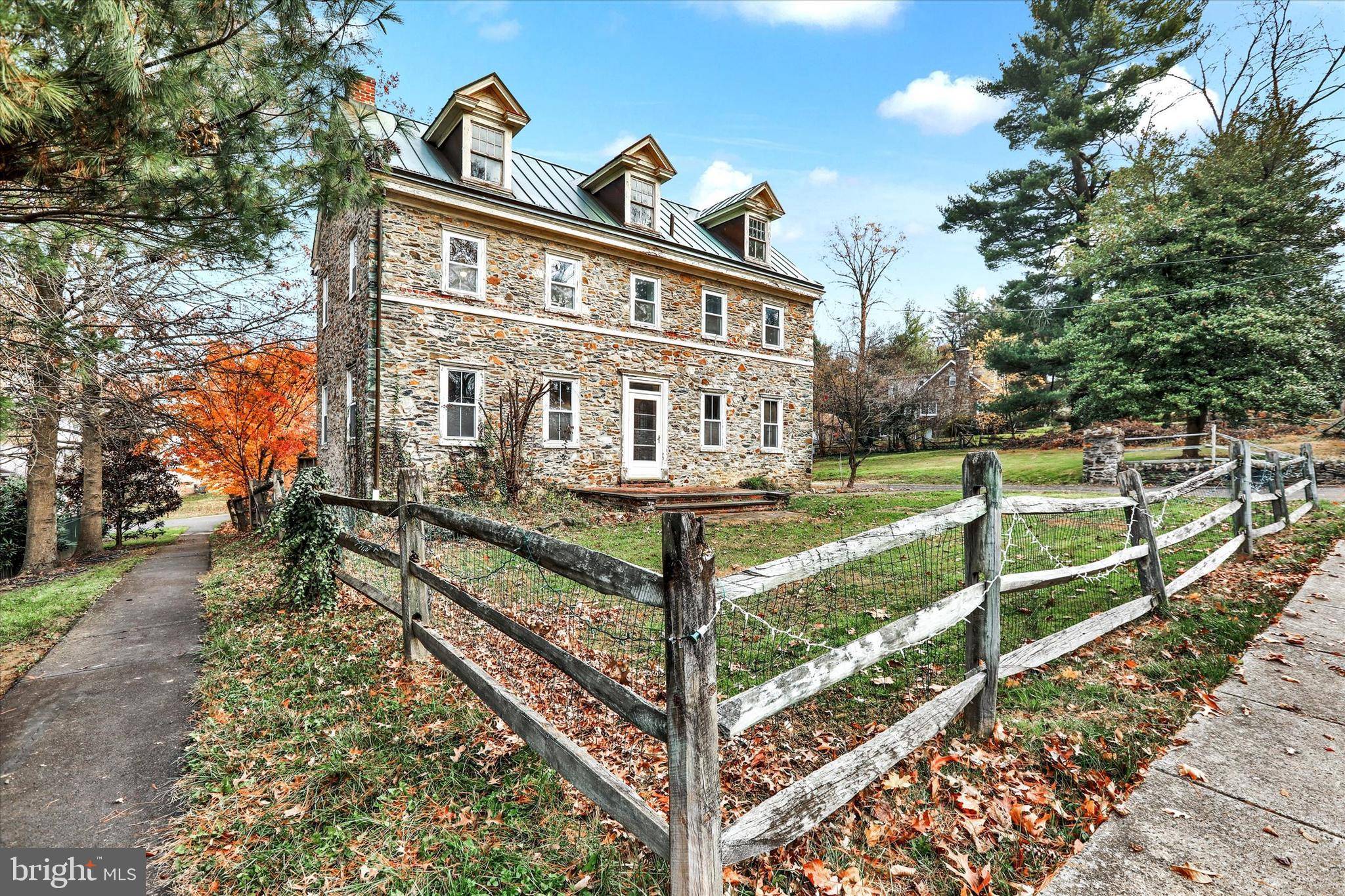 Huntingdon Valley, PA 19006,421 WELSH RD