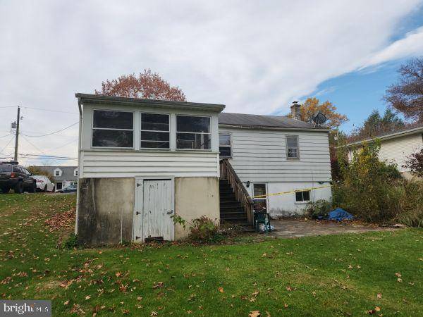 Mount Joy, PA 17552,227 S MARKET ST