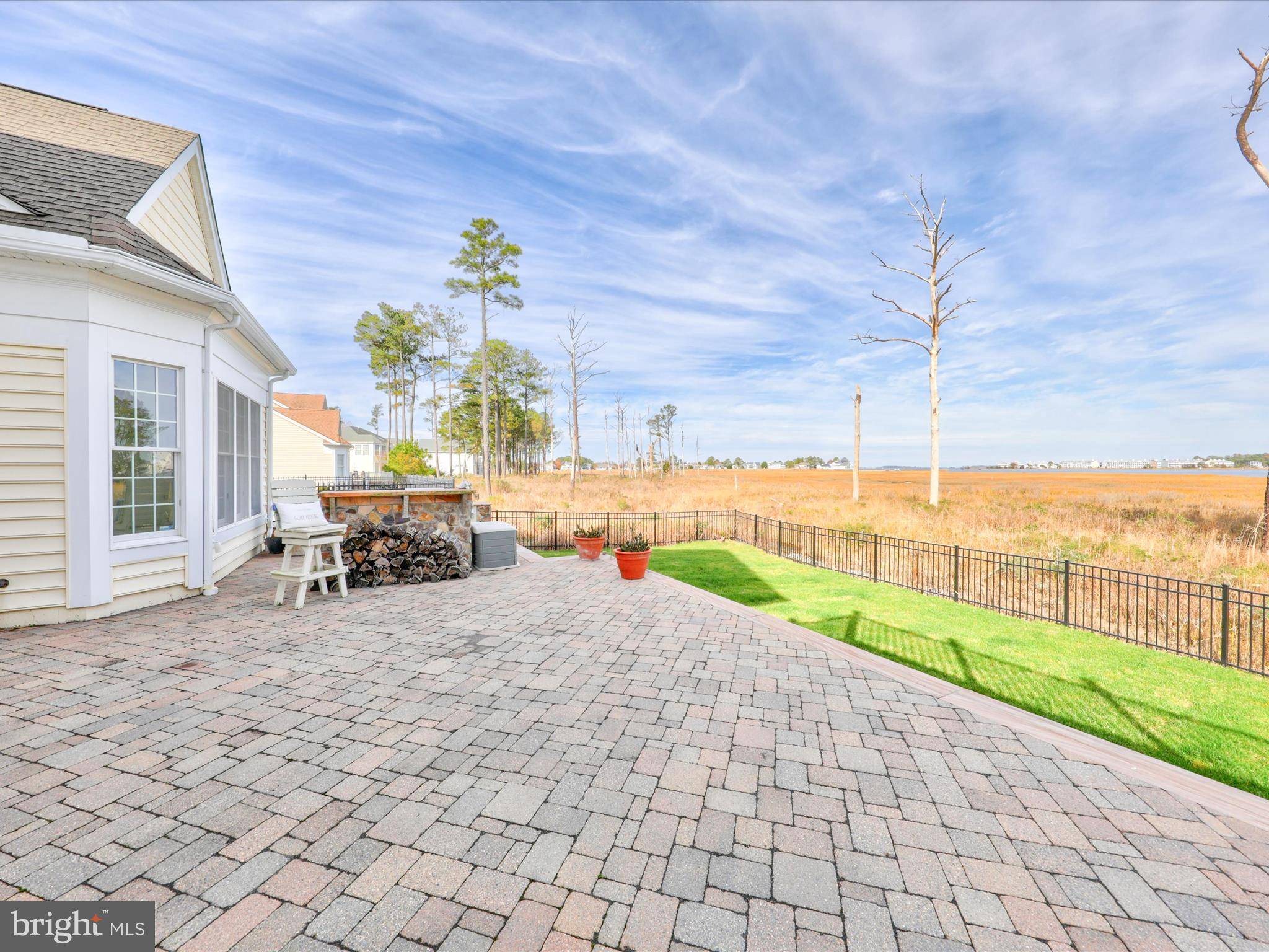 Ocean View, DE 19970,37487 SEASIDE DR