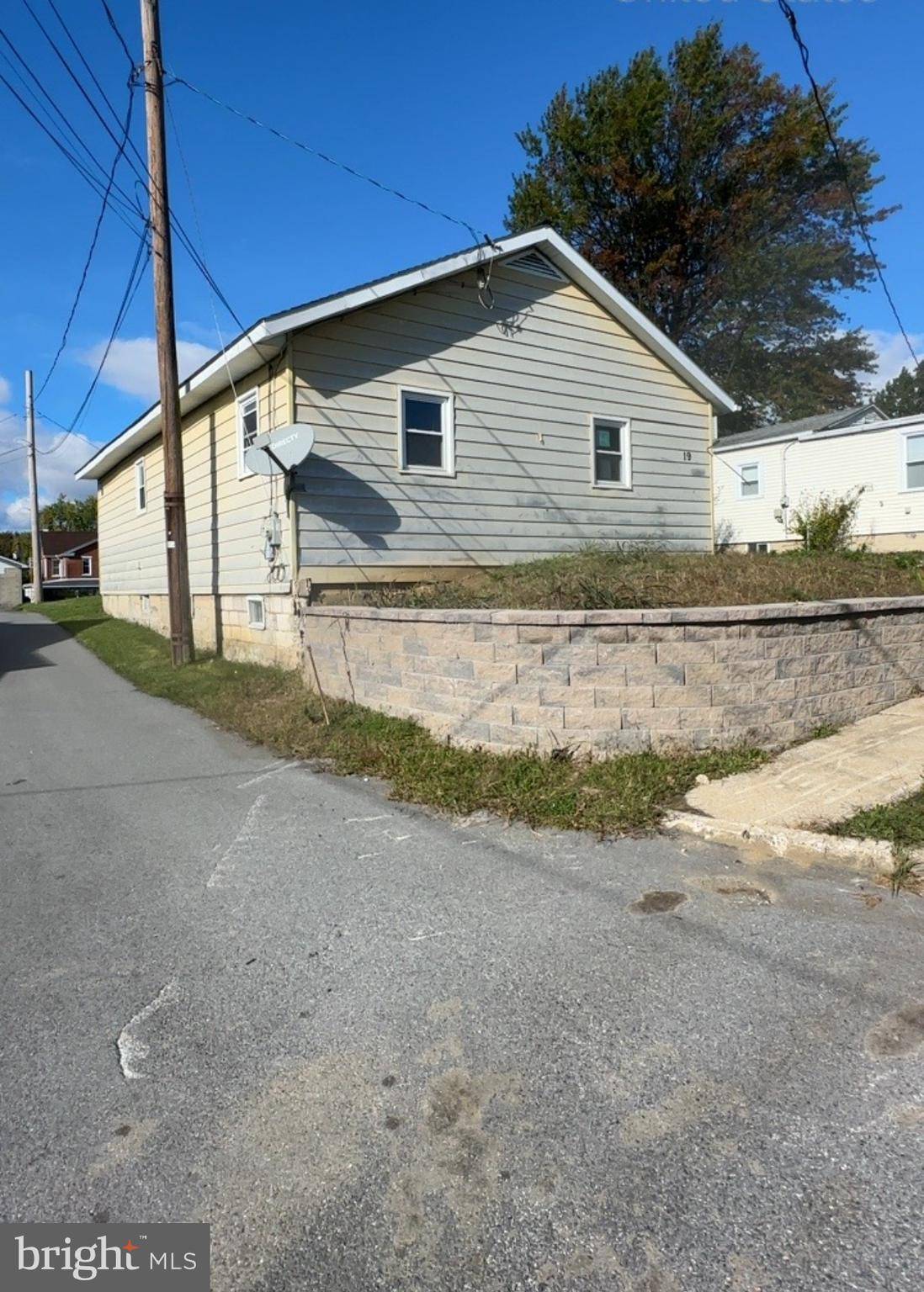 Enola, PA 17025,19 W PINE ST