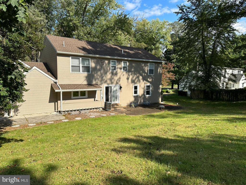 Yardley, PA 19067,205 TAYLORSVILLE RD