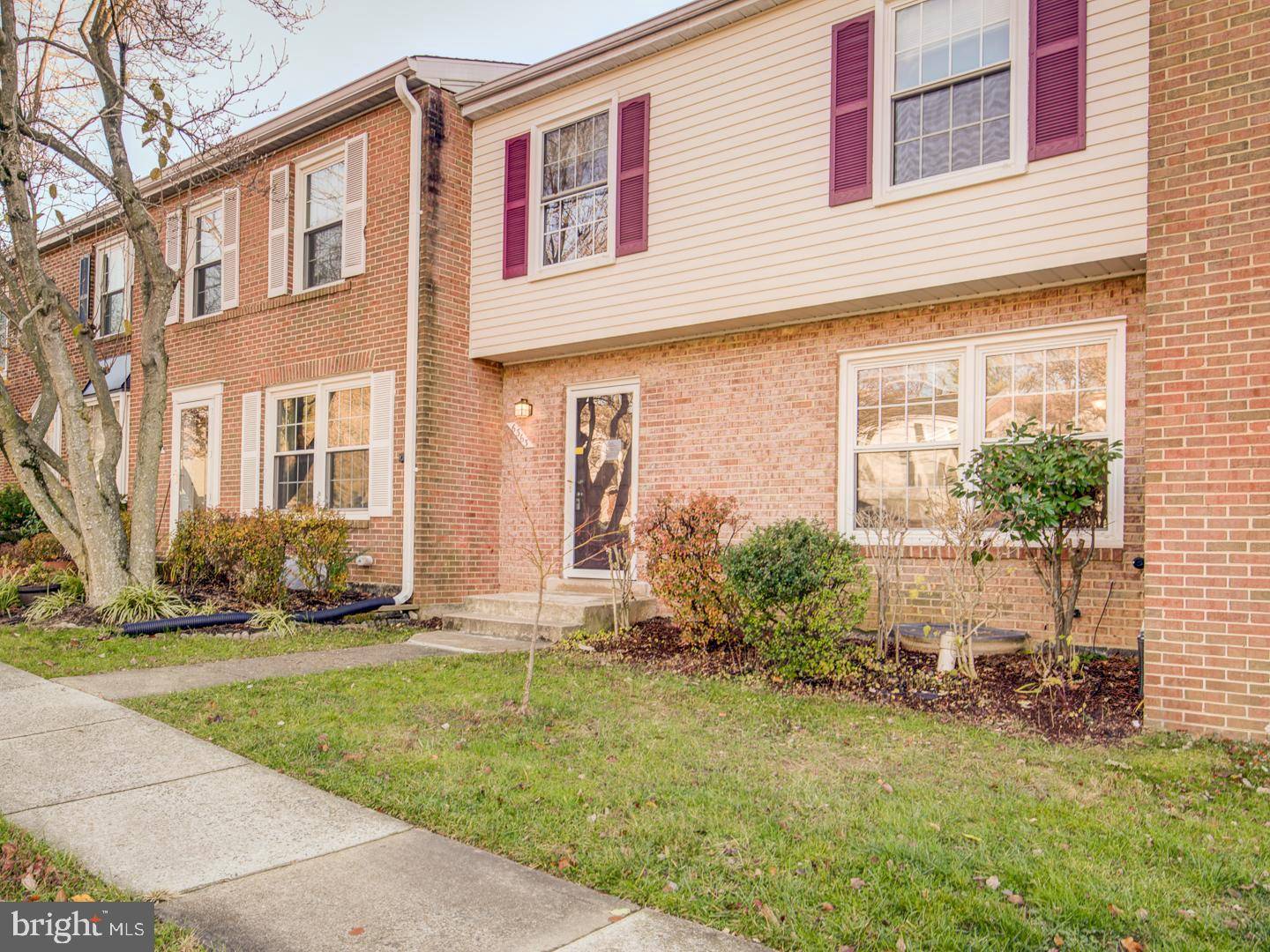 Alexandria, VA 22315,6363 SILVER RIDGE CIR