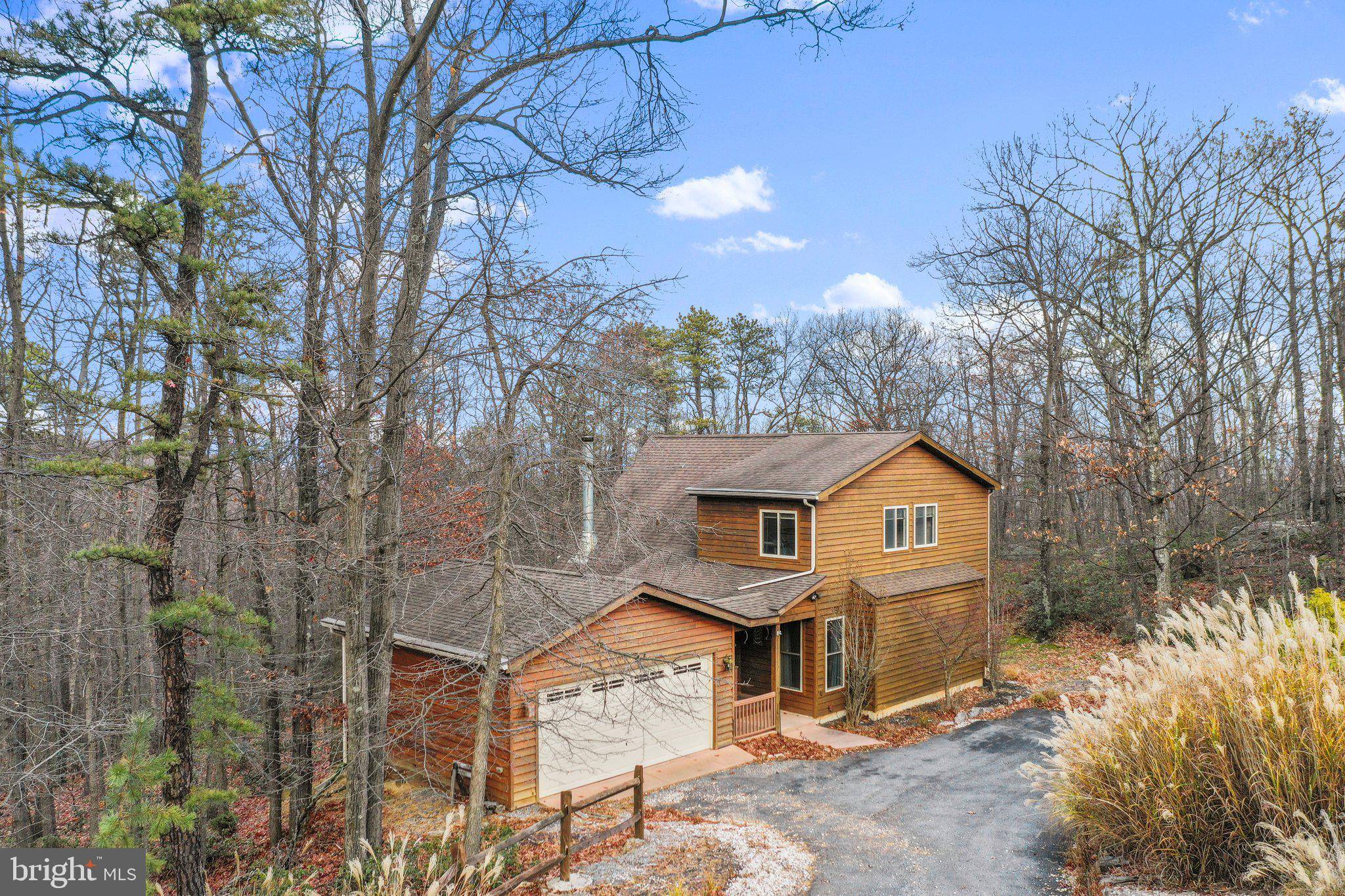 Hedgesville, WV 25427,650 TOBOGGAN HILL TRL