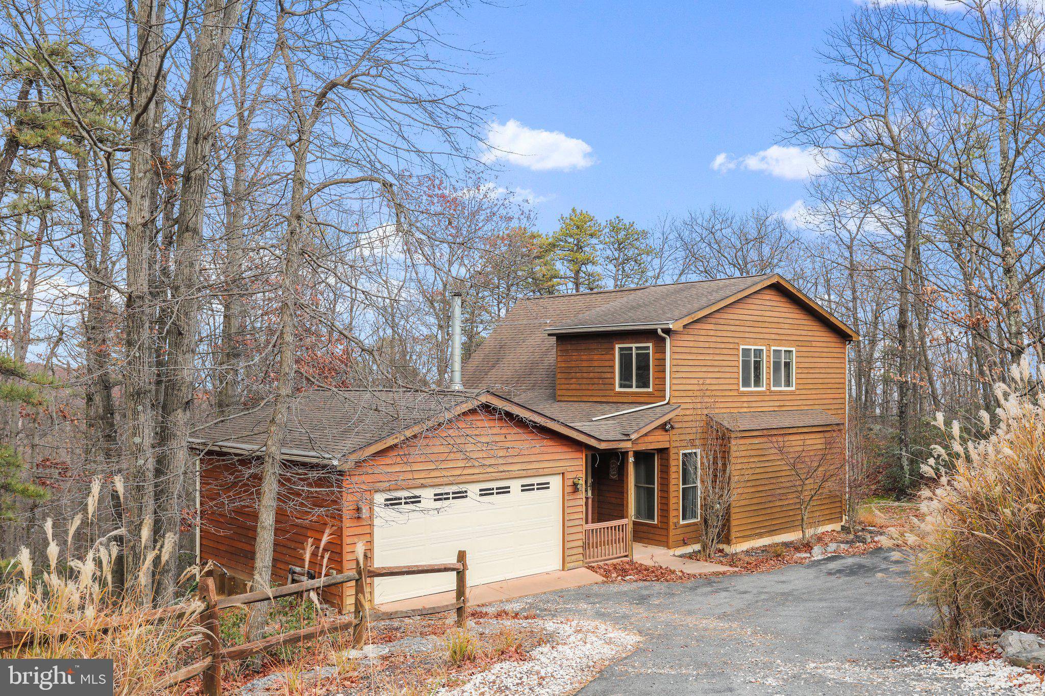 Hedgesville, WV 25427,650 TOBOGGAN HILL TRL