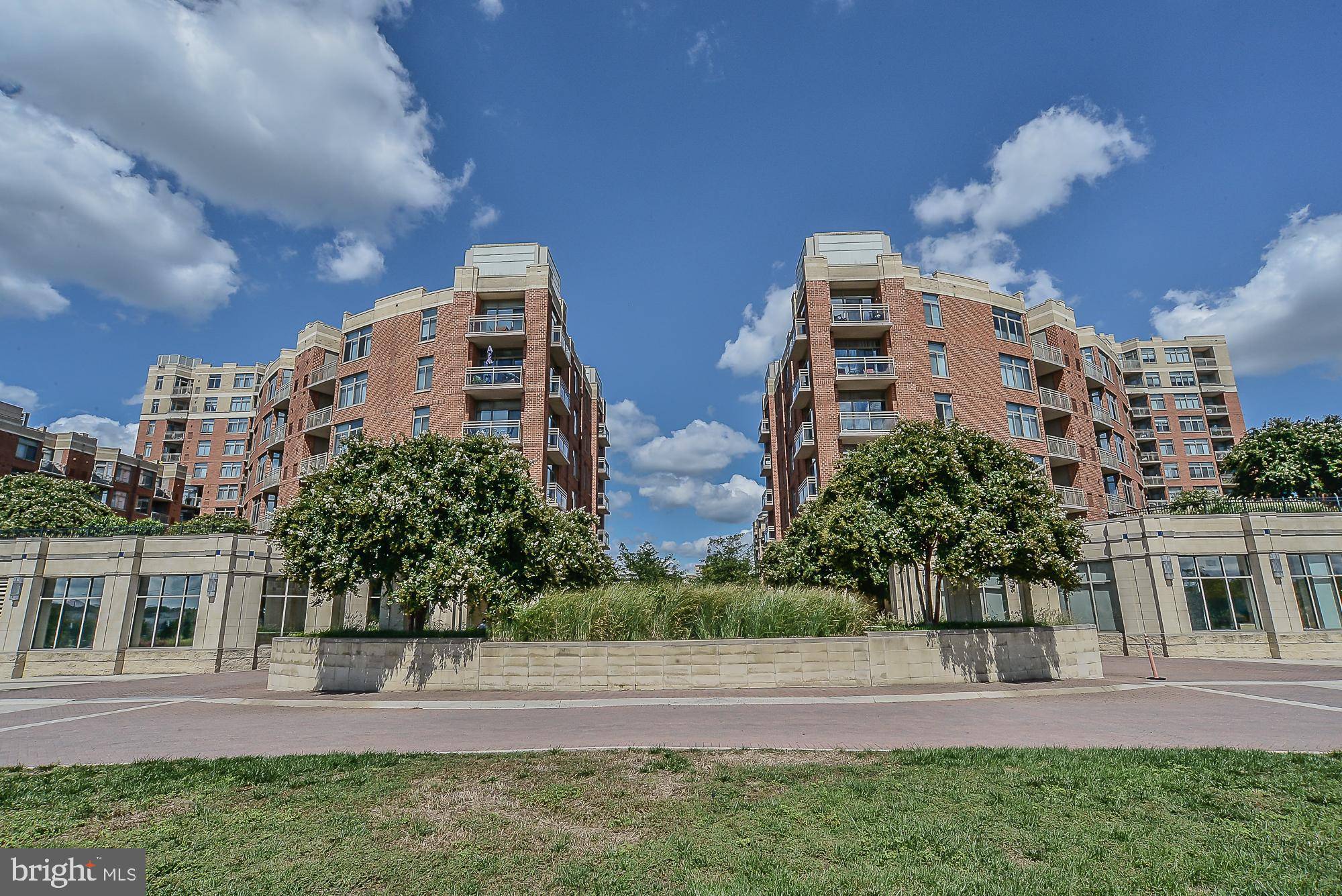 Arlington, VA 22202,3650 S GLEBE RD #345