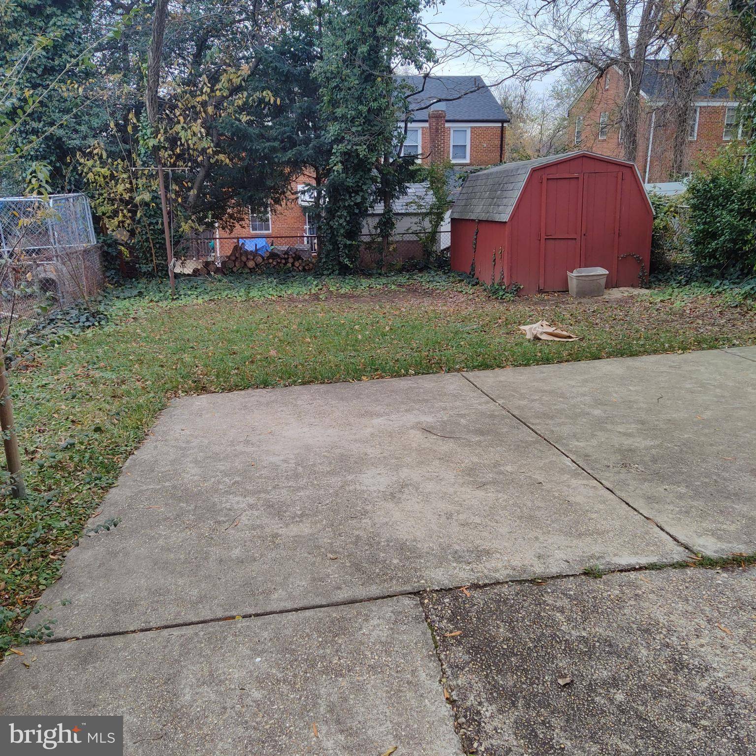 Temple Hills, MD 20748,2329 IVERSON ST