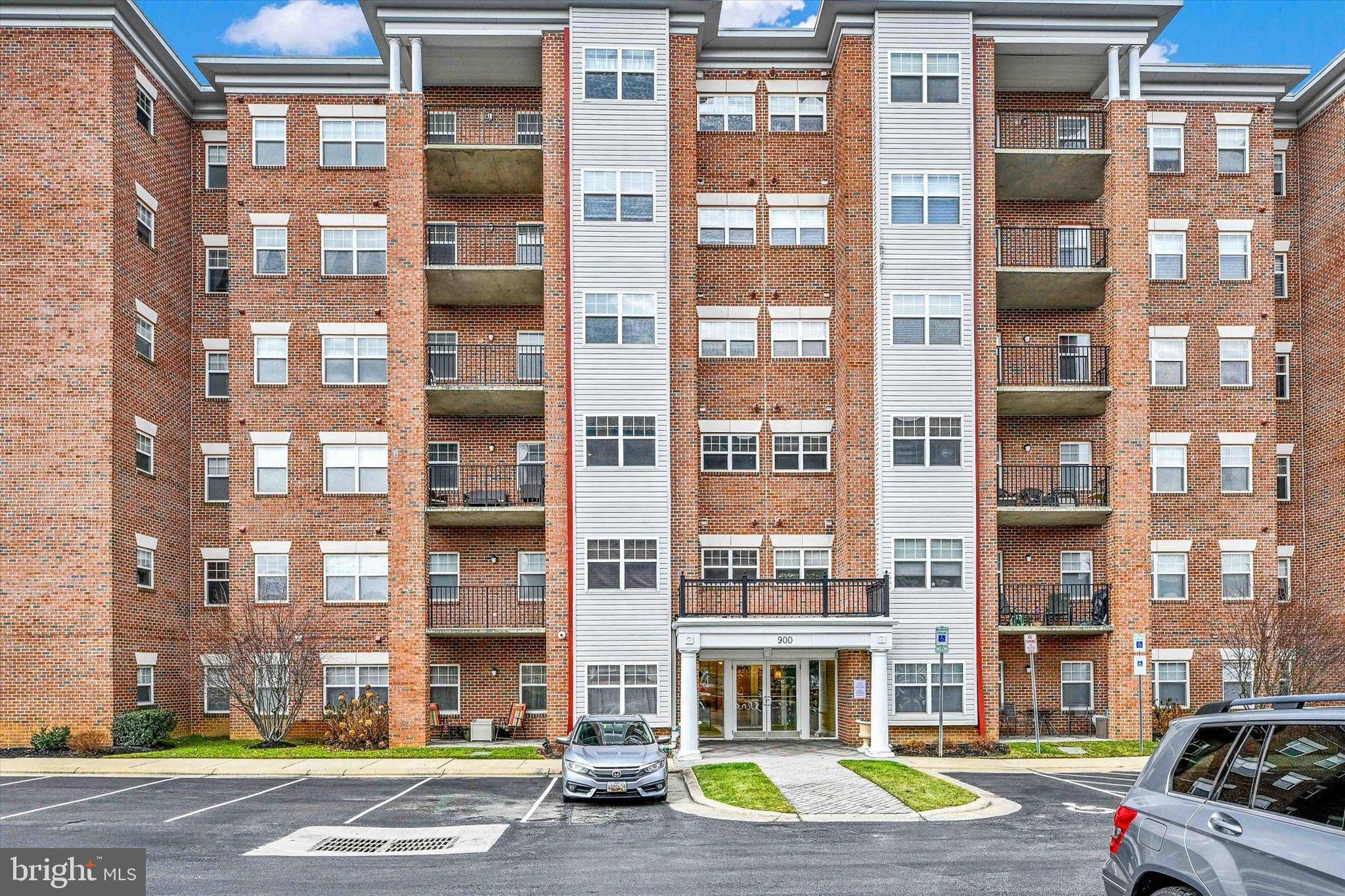 Owings Mills, MD 21117,900 RED BROOK BLVD #306