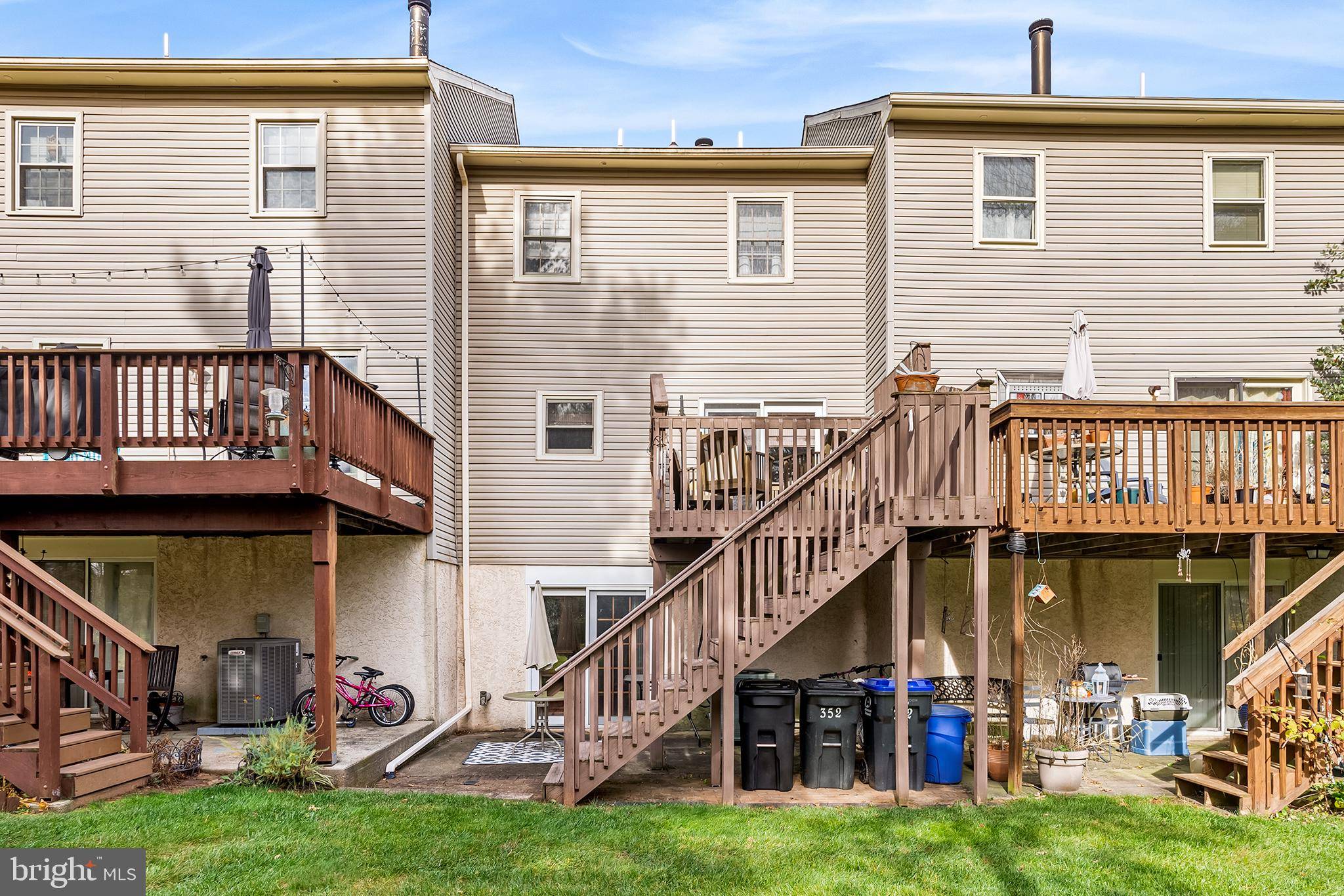 Trappe, PA 19426,352 JEFFERSON CT