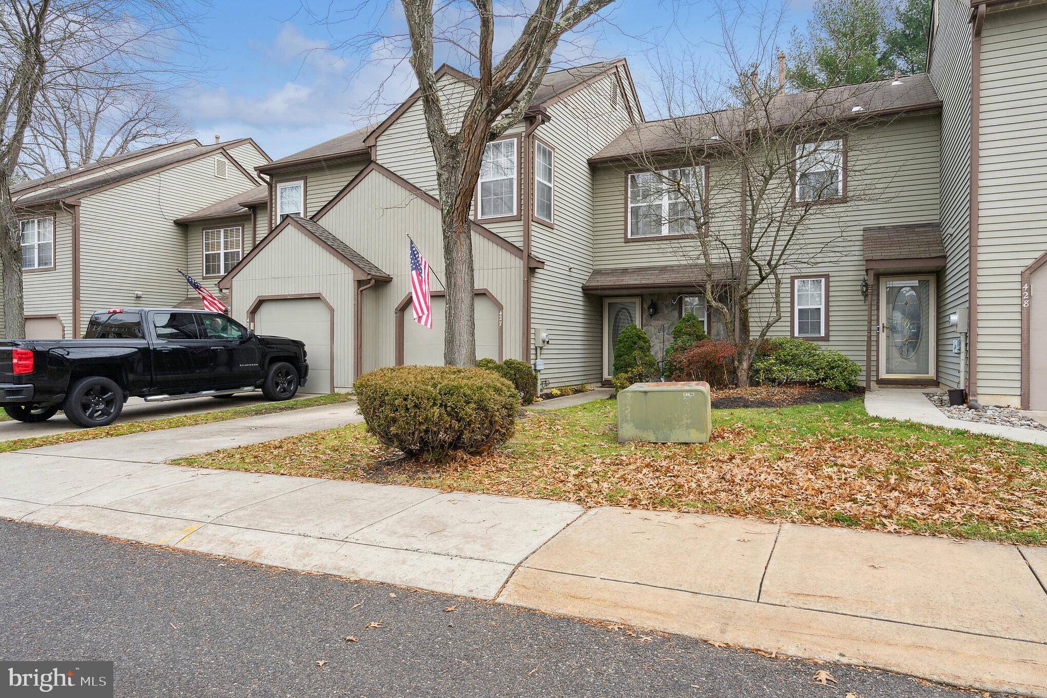 Mount Laurel, NJ 08054,427 KELHAM CT