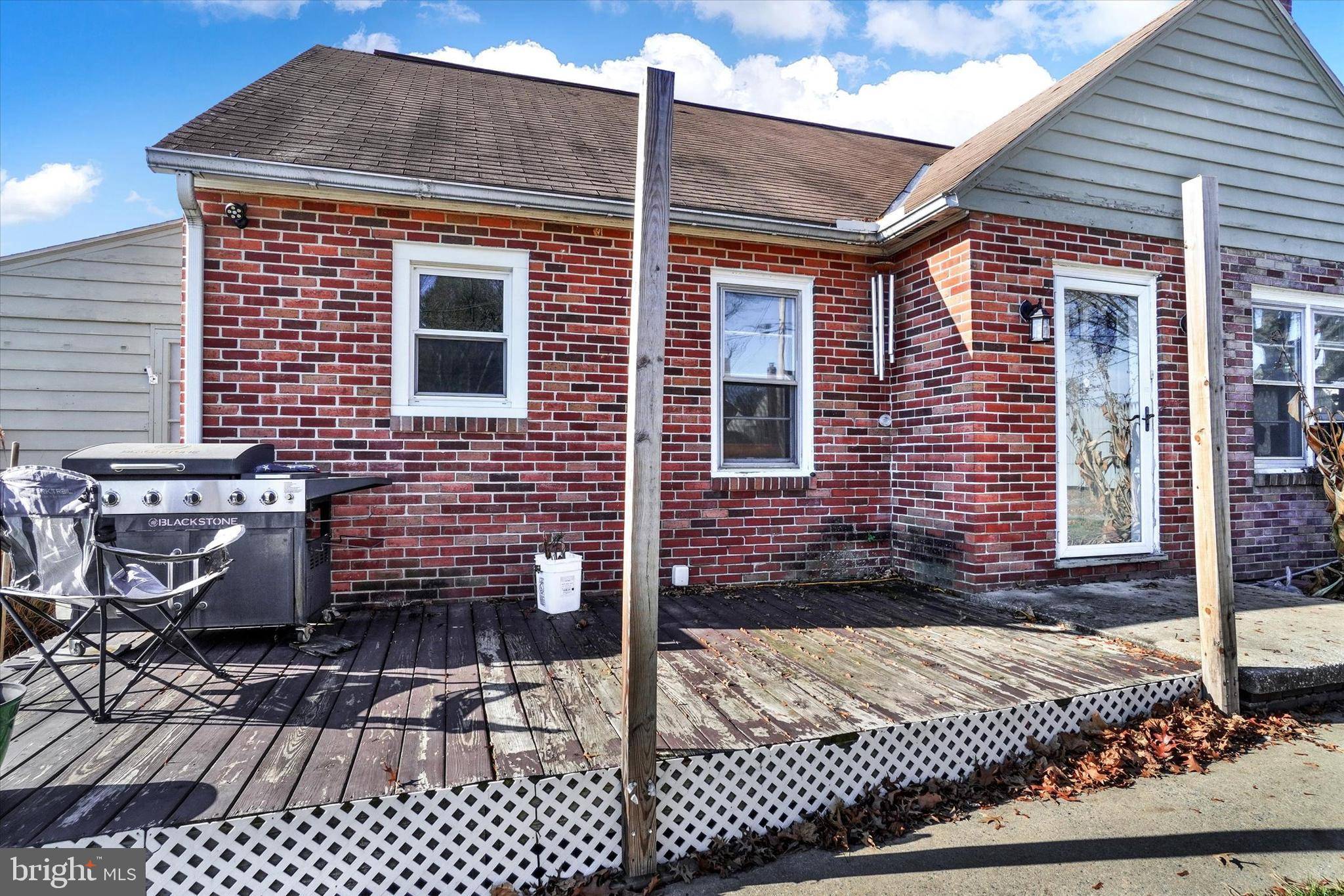 York, PA 17406,184 CLAIRE AVE