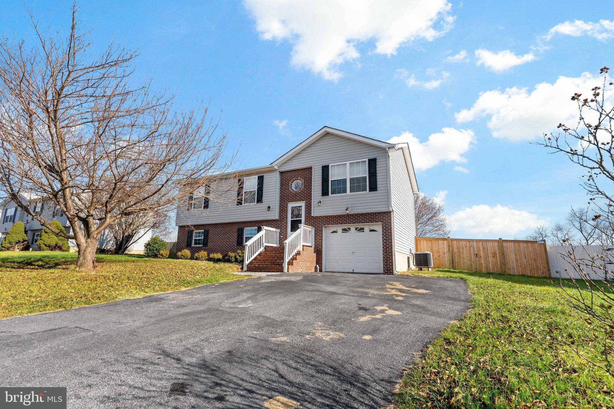 Hedgesville, WV 25427,34 ARCTIC AVE