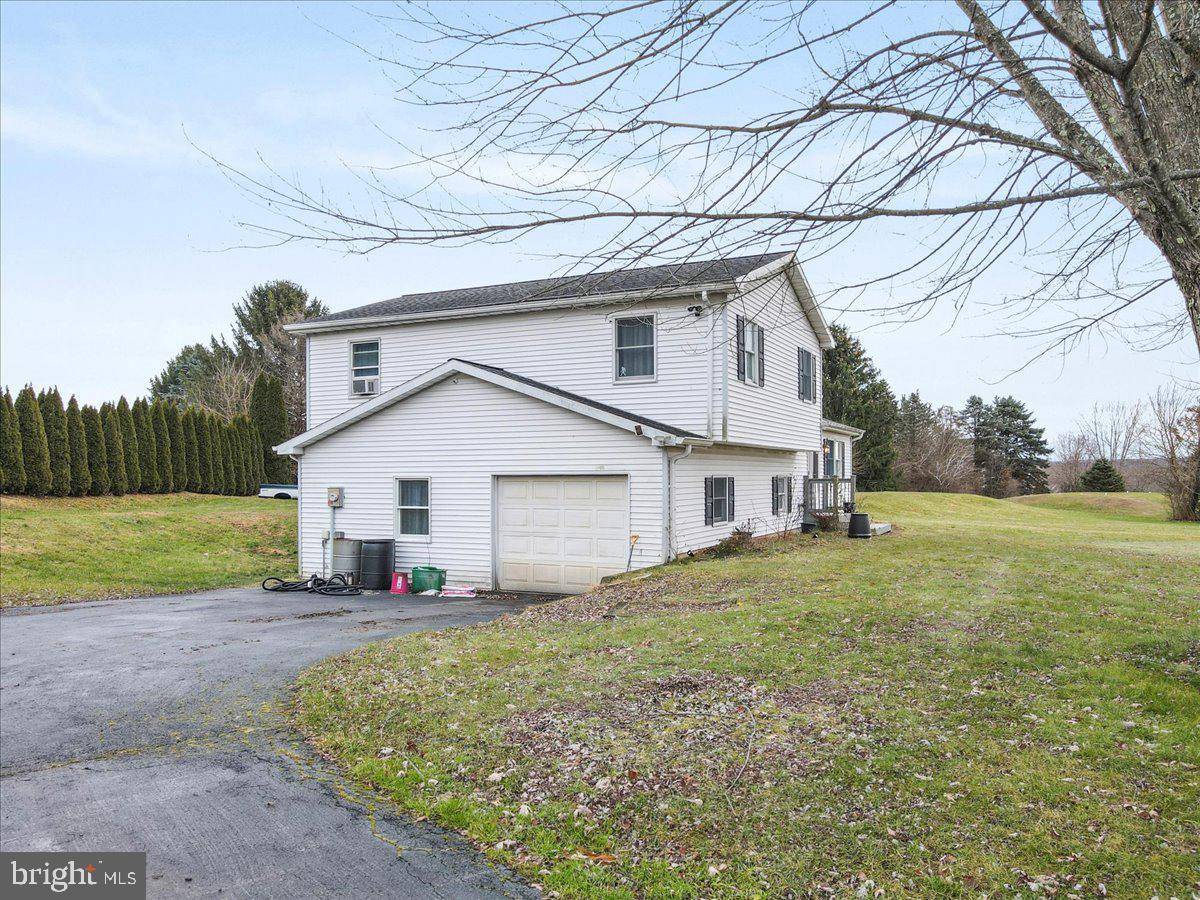 Kunkletown, PA 18058,140 COUNTRY ACRES DR