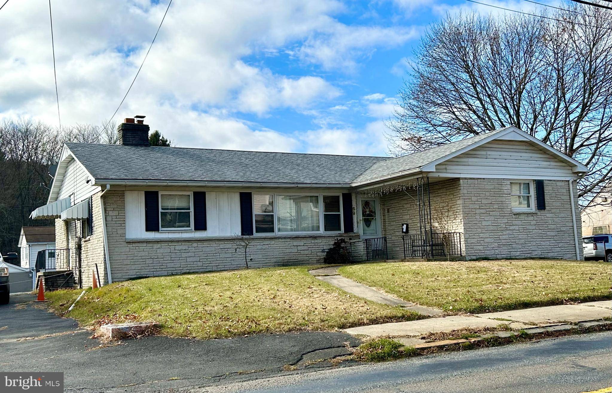 Pine Grove, PA 17963,69 N TULPEHOCKEN ST