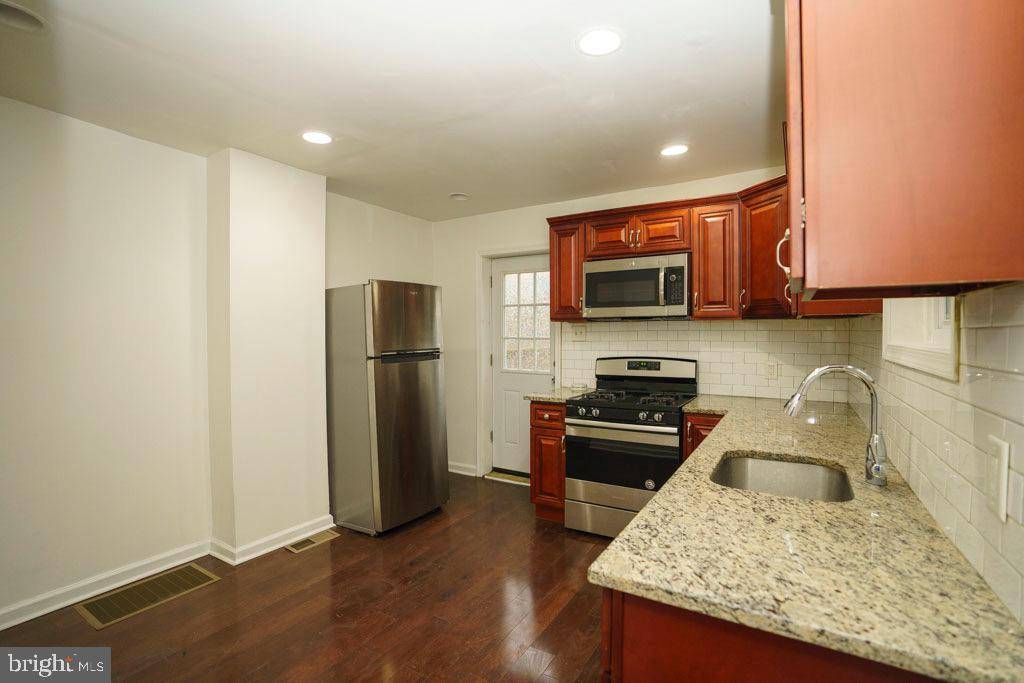 Philadelphia, PA 19144,5528 OSCEOLA ST #5528