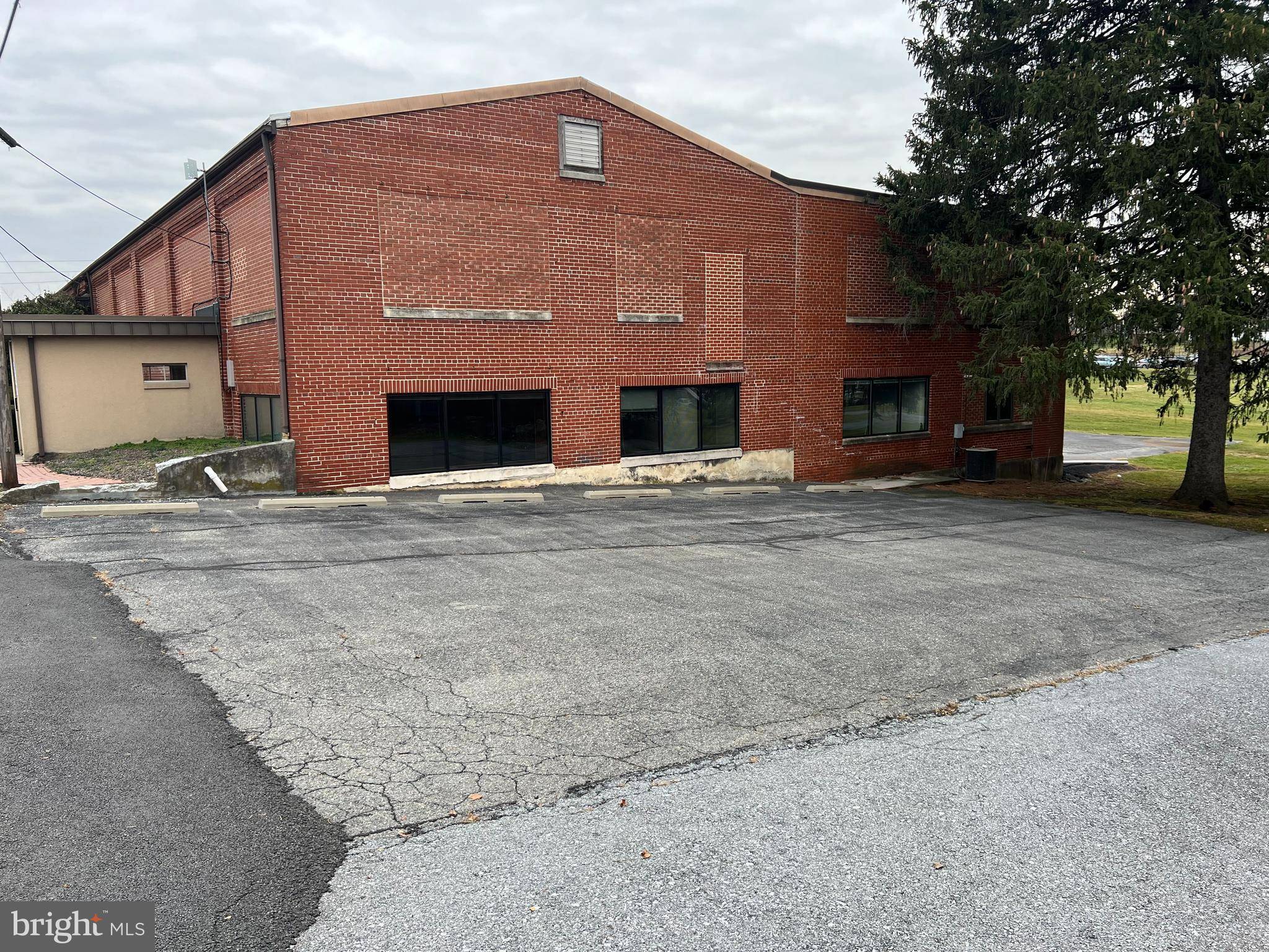 Brownstown, PA 17508,23 SCHOOL LANE AVE