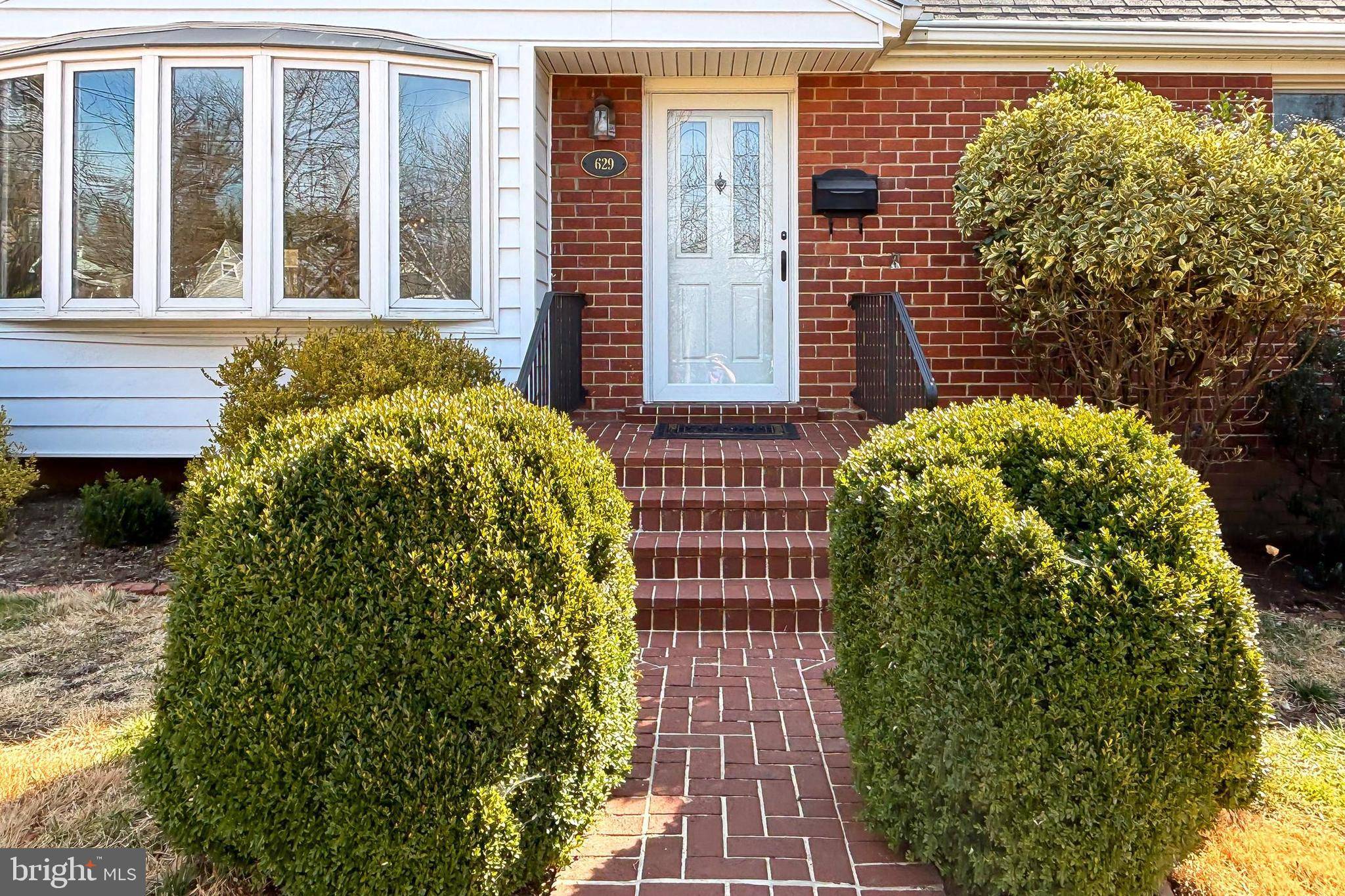 Alexandria, VA 22304,629 PROSPECT PL