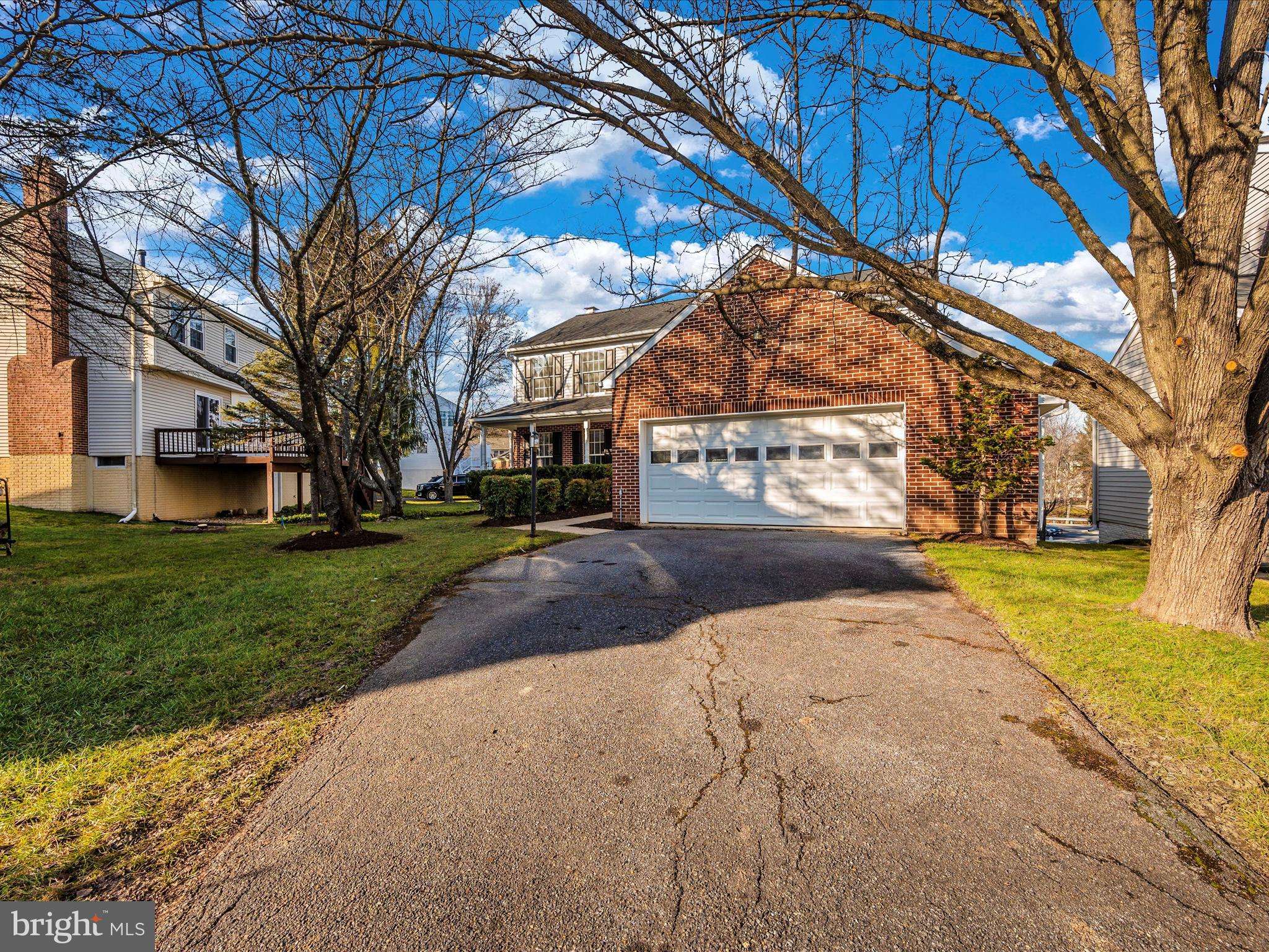 Gaithersburg, MD 20877,3 WISELY SQUARE CT