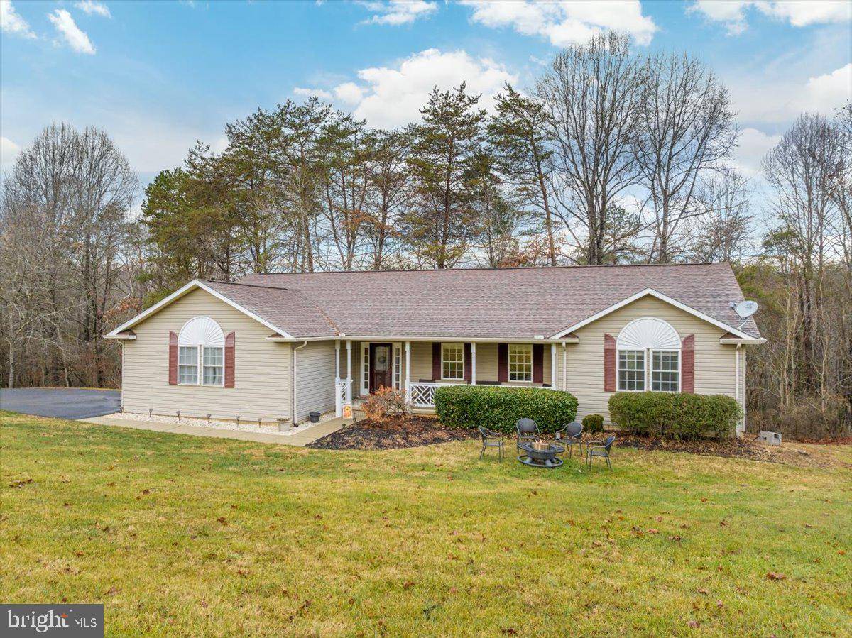 Madison, VA 22727,104 HALF PENNY LN