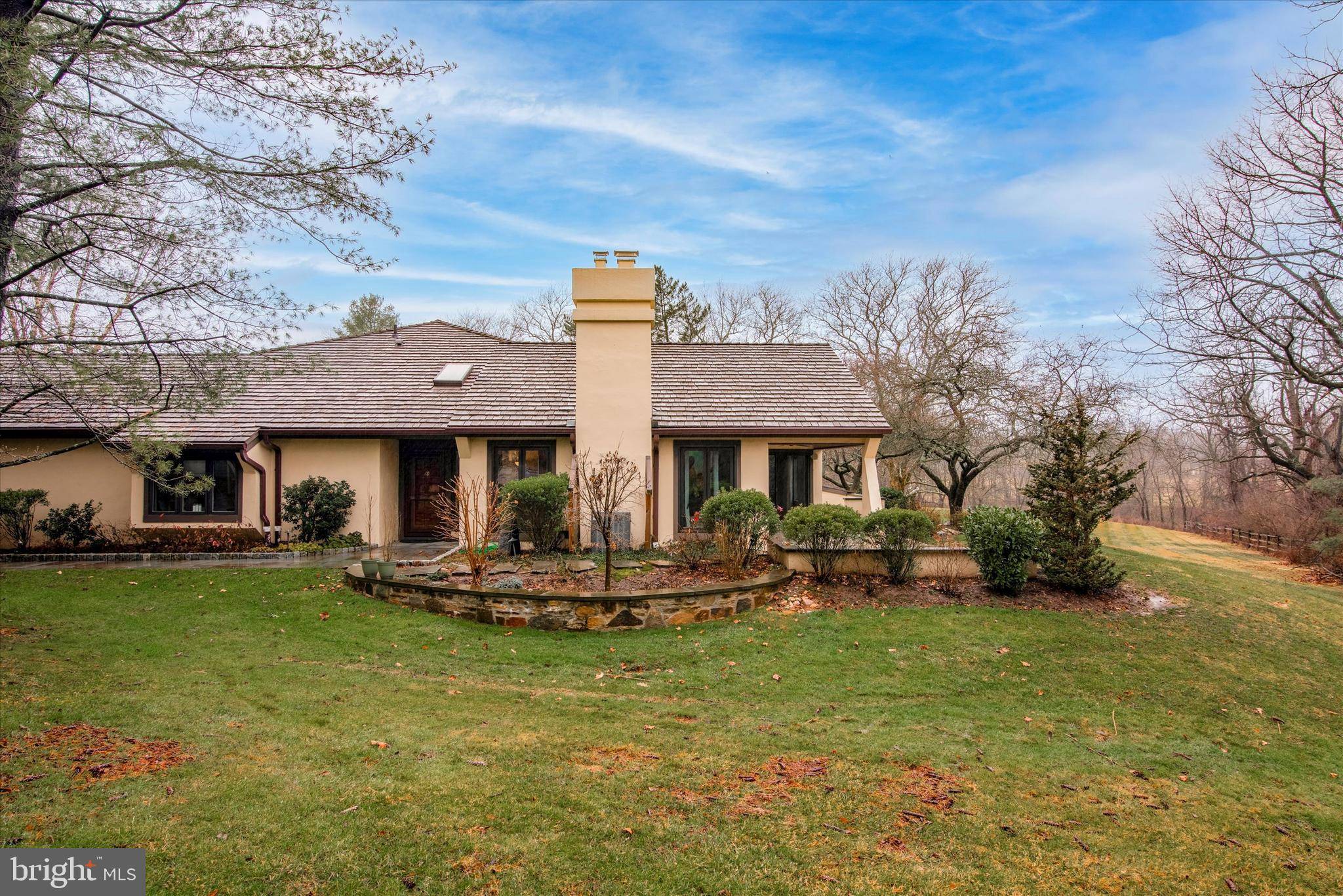 Blue Bell, PA 19422,11 SPRINGHOUSE LN