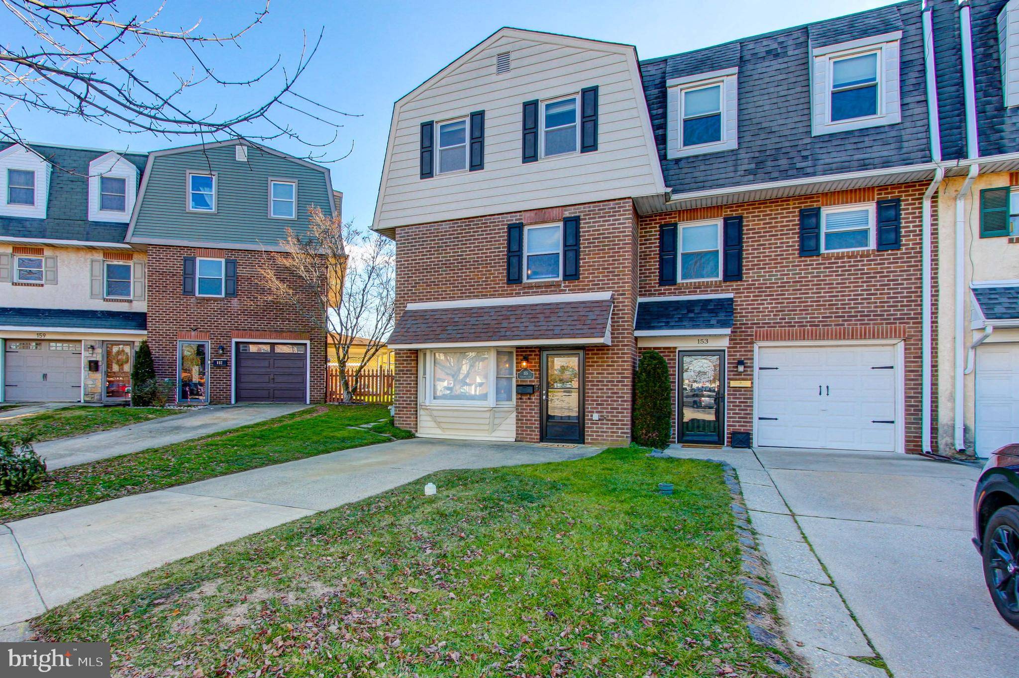 Conshohocken, PA 19428,155 SUTCLIFFE LN