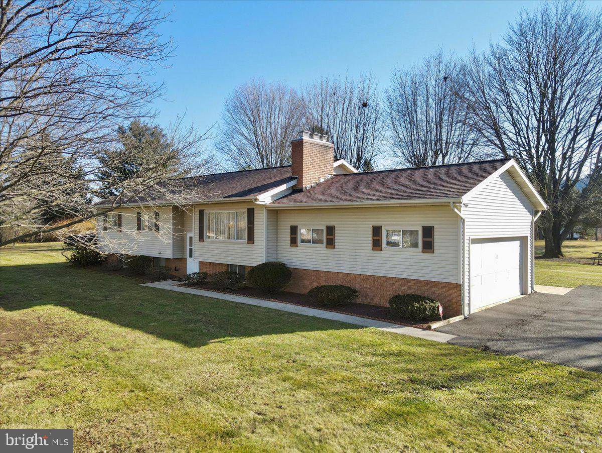 Brodheadsville, PA 18322,1509 FAWN VALLEY DR