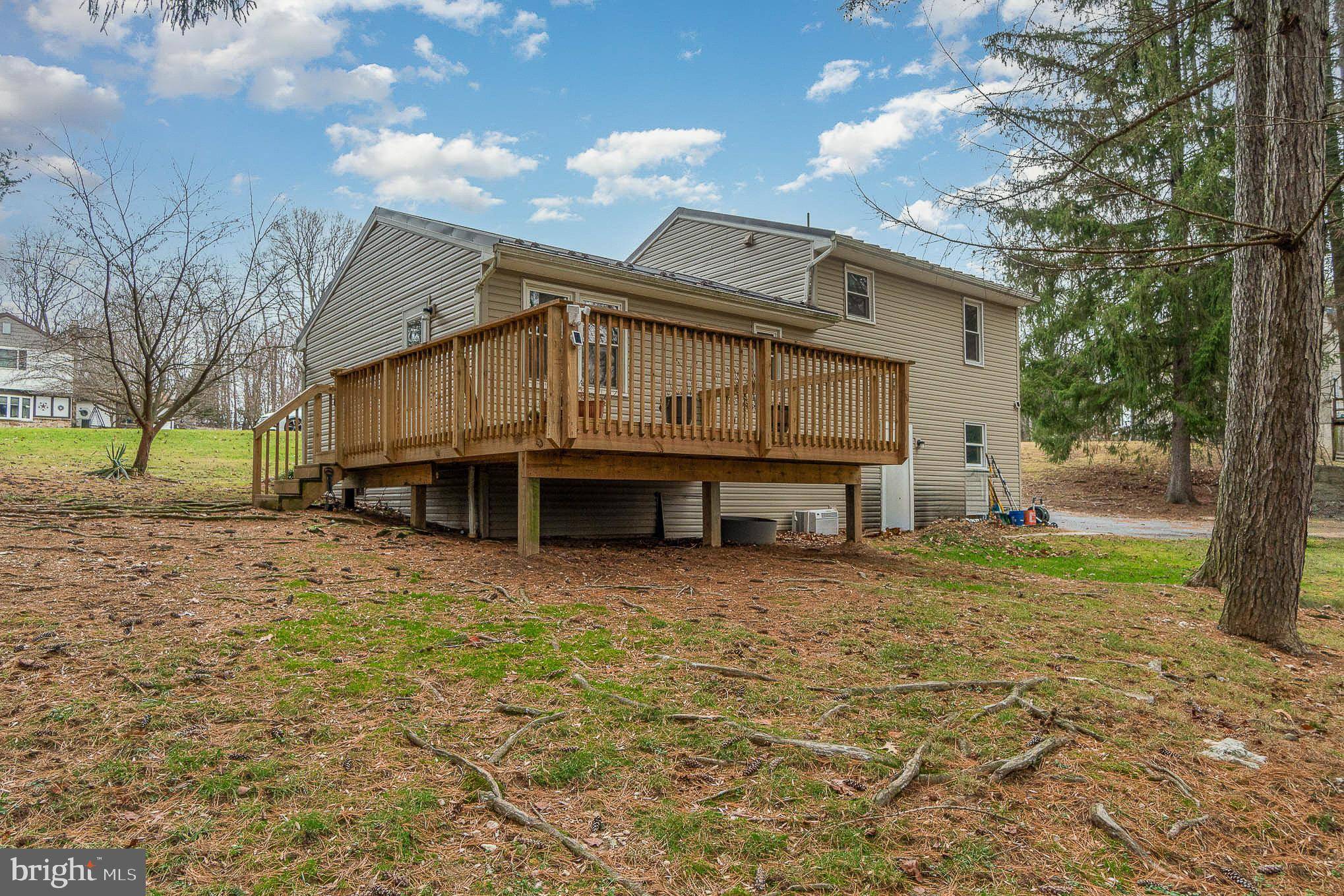 Gardners, PA 17324,11 PINEY CT