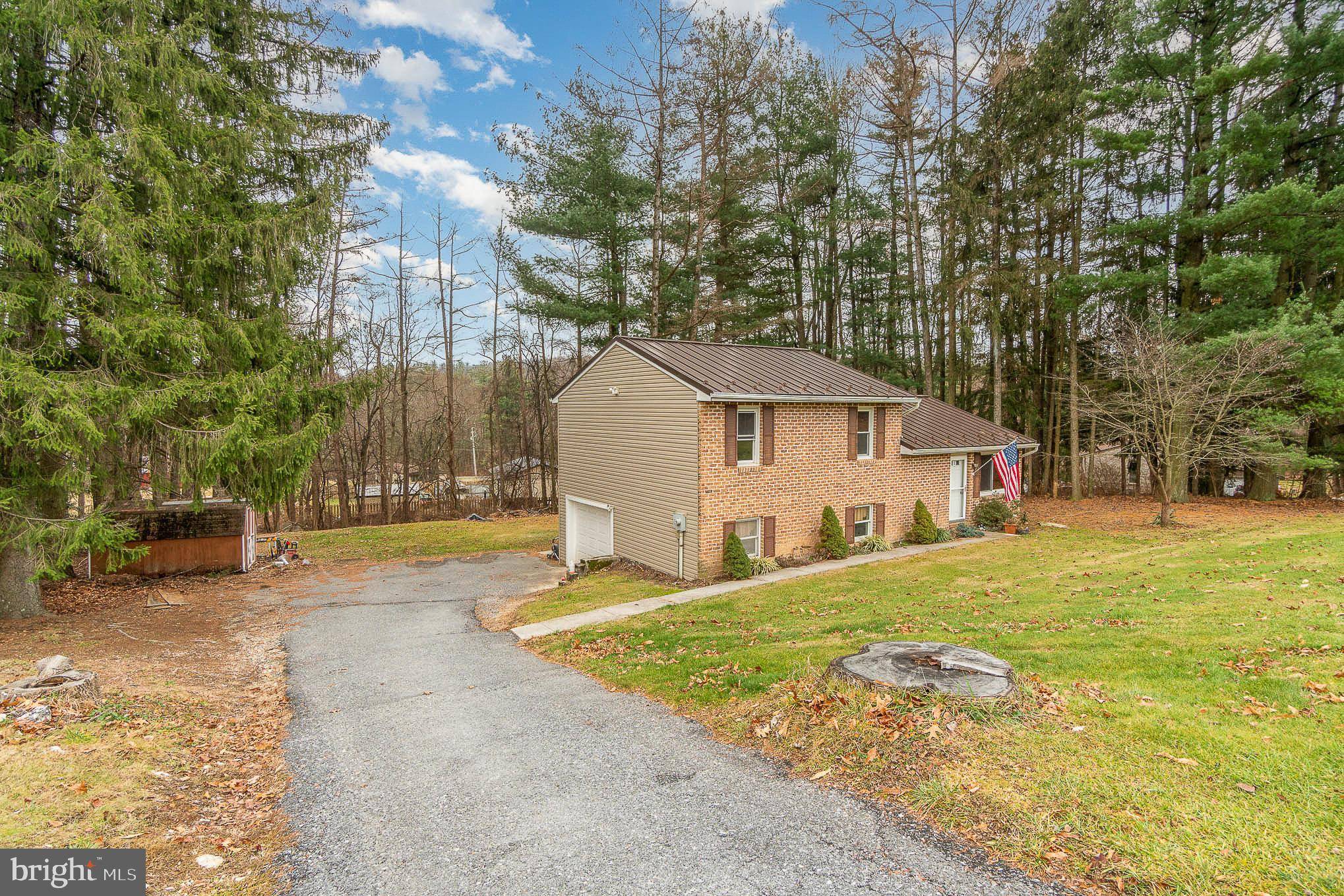 Gardners, PA 17324,11 PINEY CT