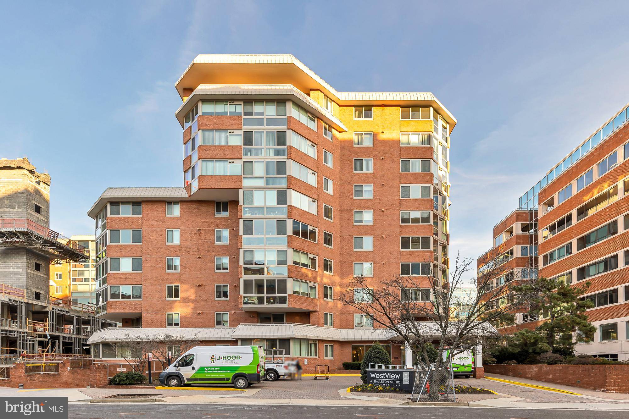 Arlington, VA 22201,1001 N VERMONT ST N #908