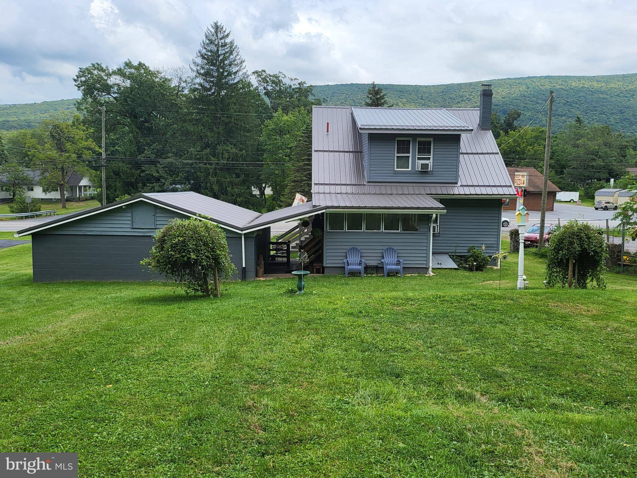 Altoona, PA 16602,1612 EAST PLEASANT VALLEY