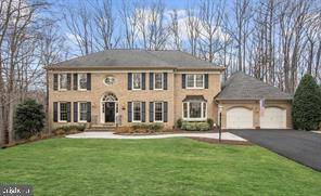 Fairfax Station, VA 22039,7528 RAMBLING RIDGE DR